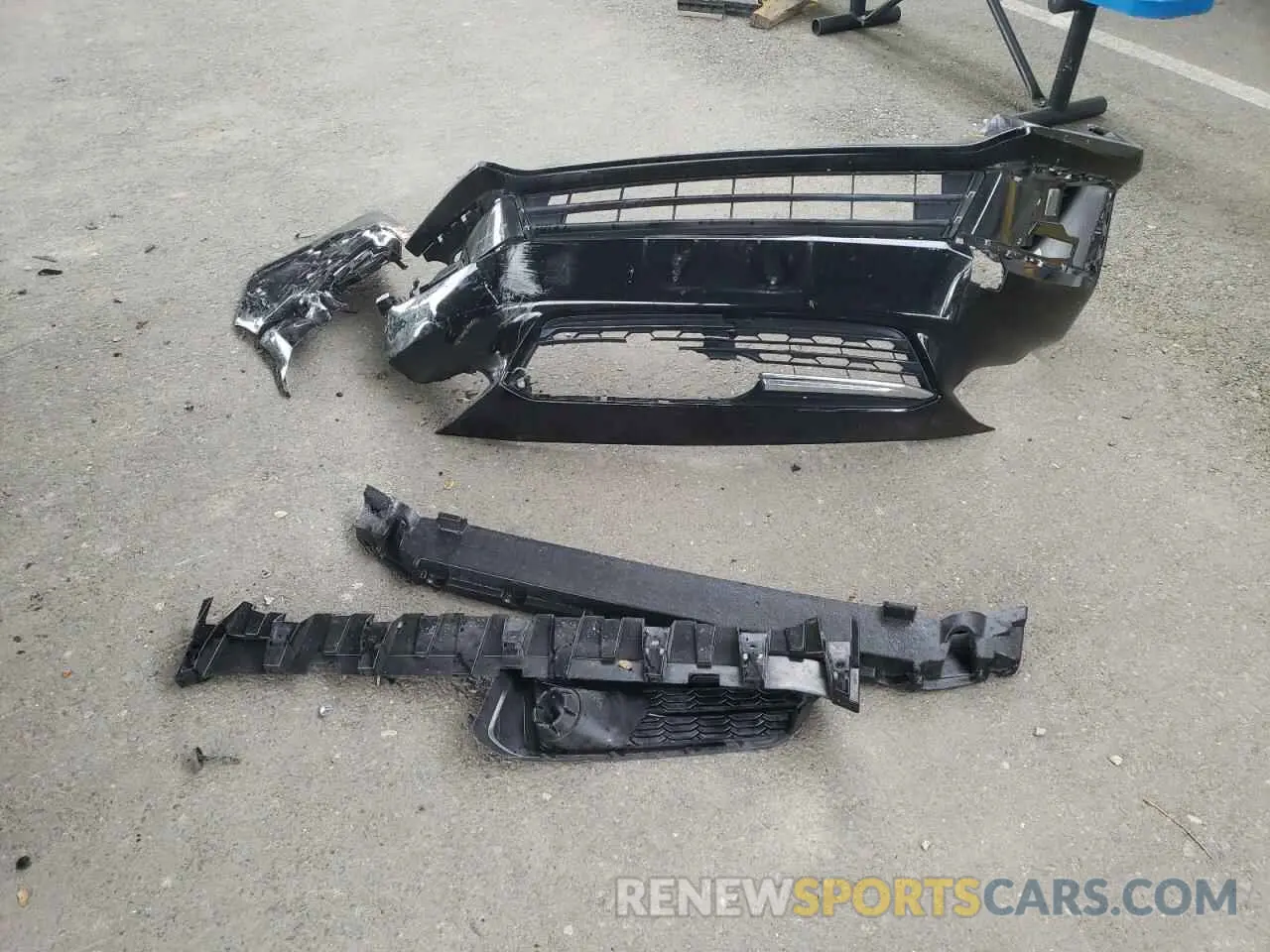 12 Photograph of a damaged car 4S3GKAB60L3607020 SUBARU IMPREZA 2020