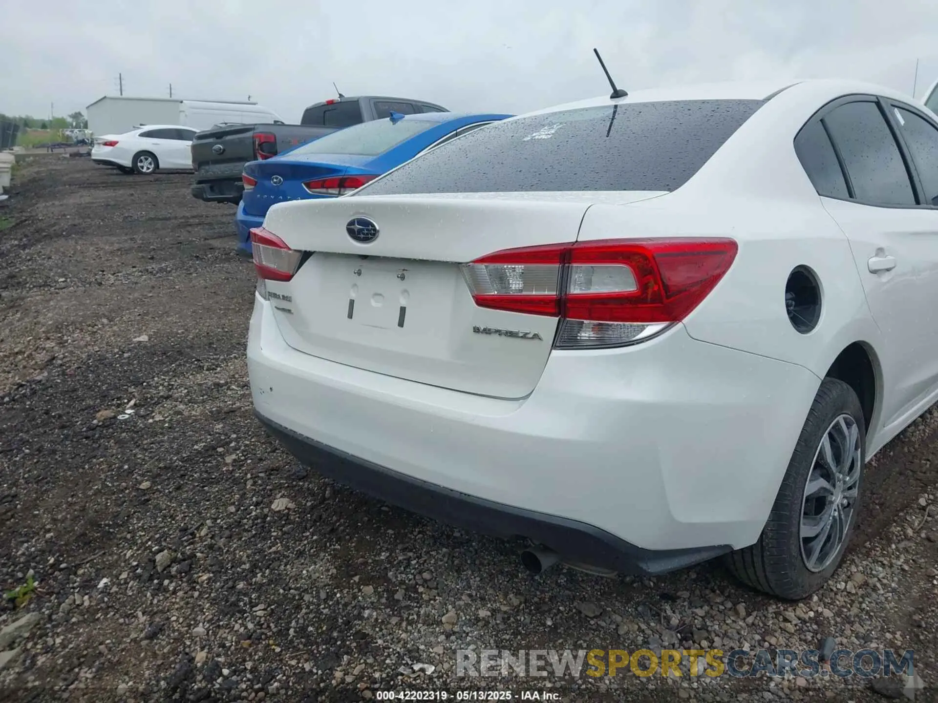 17 Photograph of a damaged car 4S3GKAB66L3614361 SUBARU IMPREZA 2020