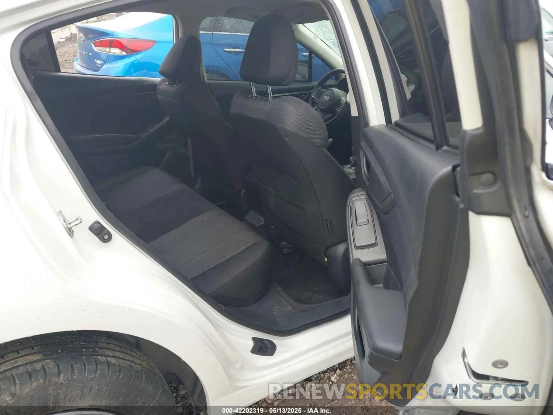8 Photograph of a damaged car 4S3GKAB66L3614361 SUBARU IMPREZA 2020