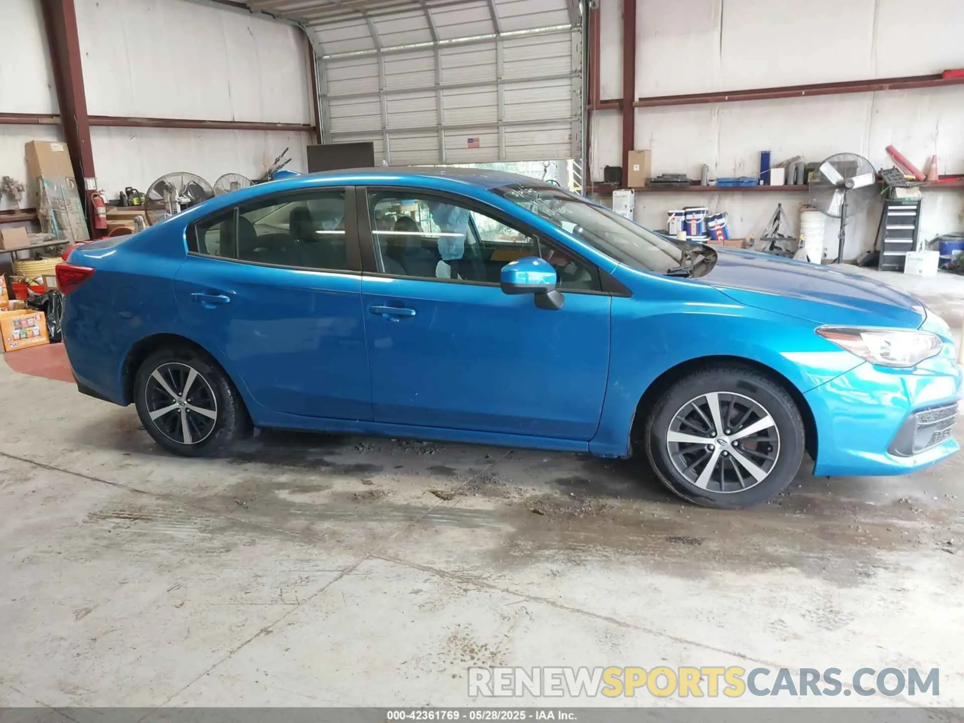 13 Photograph of a damaged car 4S3GKAD65L3610279 SUBARU IMPREZA 2020