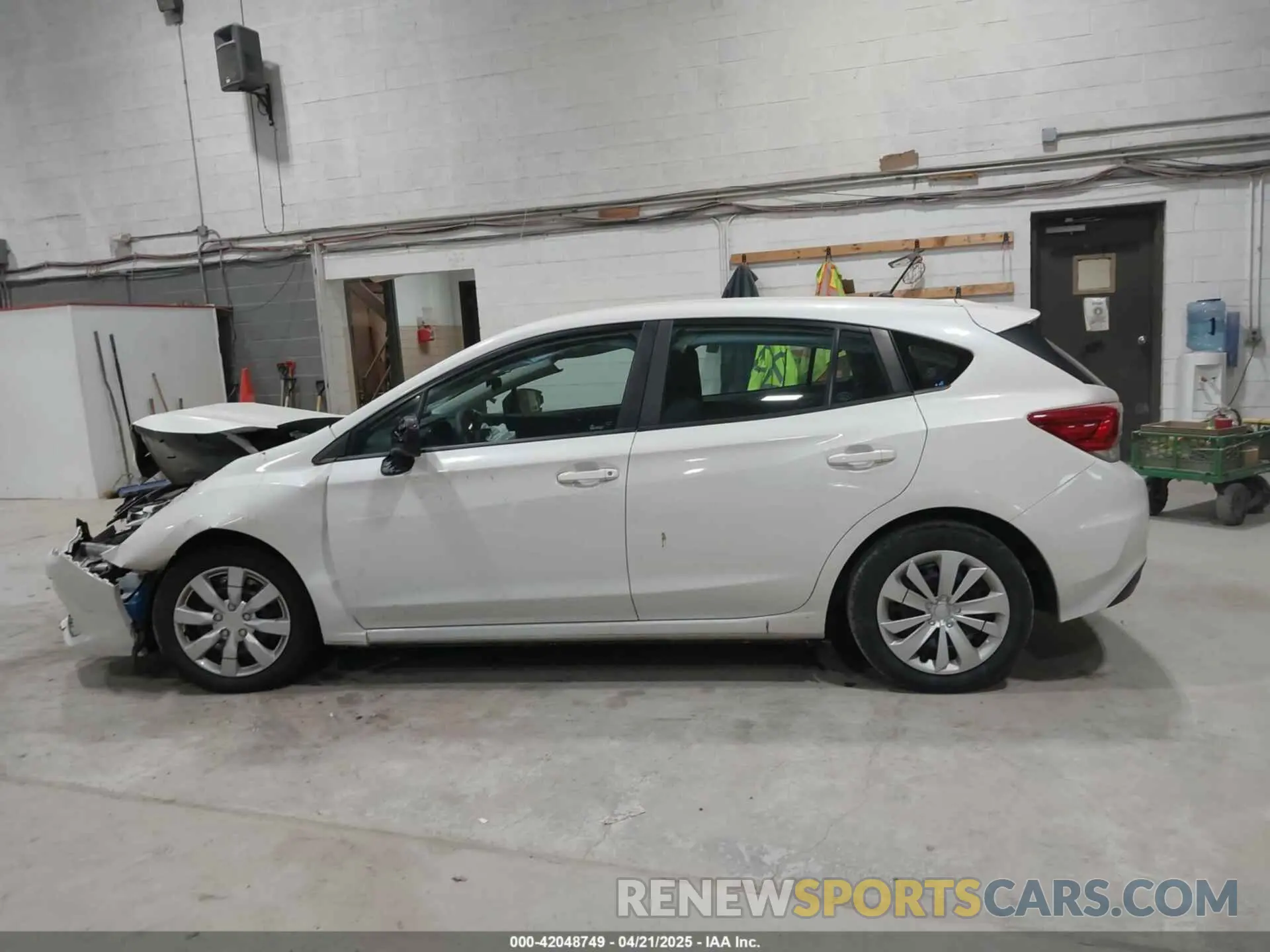 14 Photograph of a damaged car 4S3GTAB64L3702774 SUBARU IMPREZA 2020