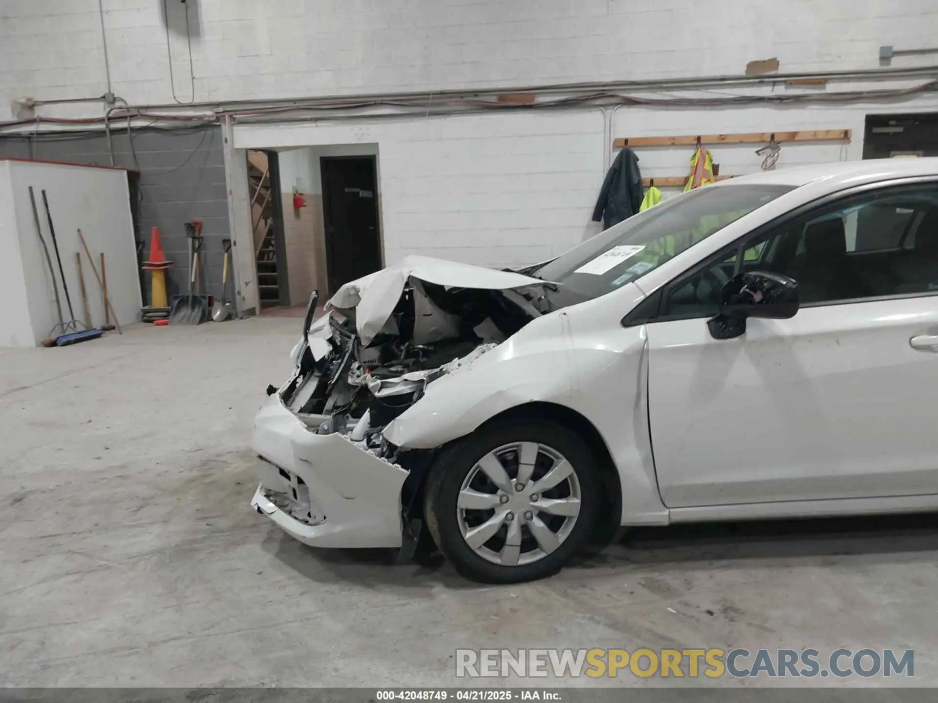 17 Photograph of a damaged car 4S3GTAB64L3702774 SUBARU IMPREZA 2020
