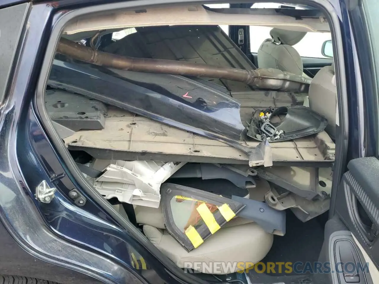 10 Photograph of a damaged car 4S3GTAD62L3705766 SUBARU IMPREZA 2020