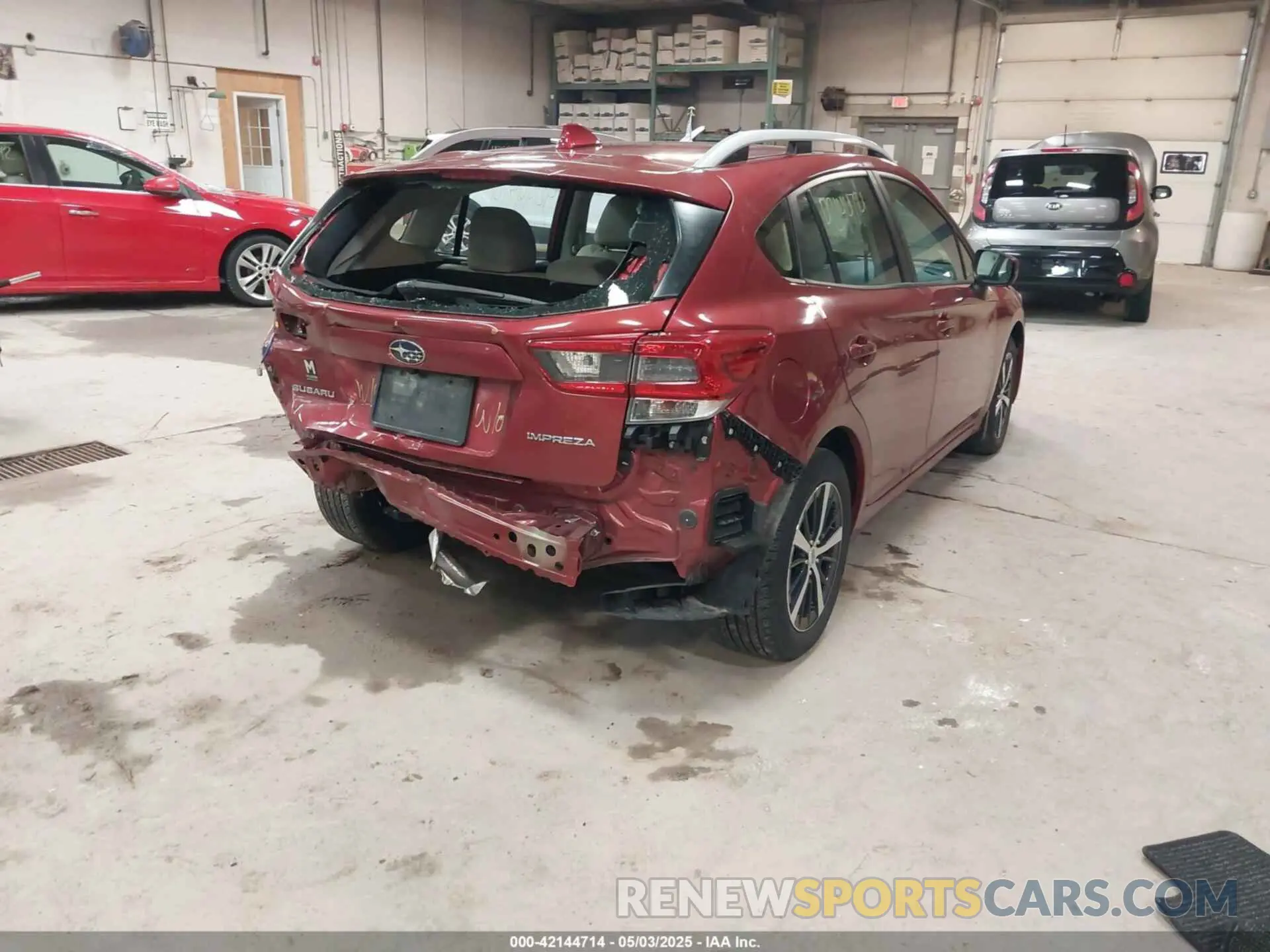 4 Photograph of a damaged car 4S3GTAV60L3703660 SUBARU IMPREZA 2020