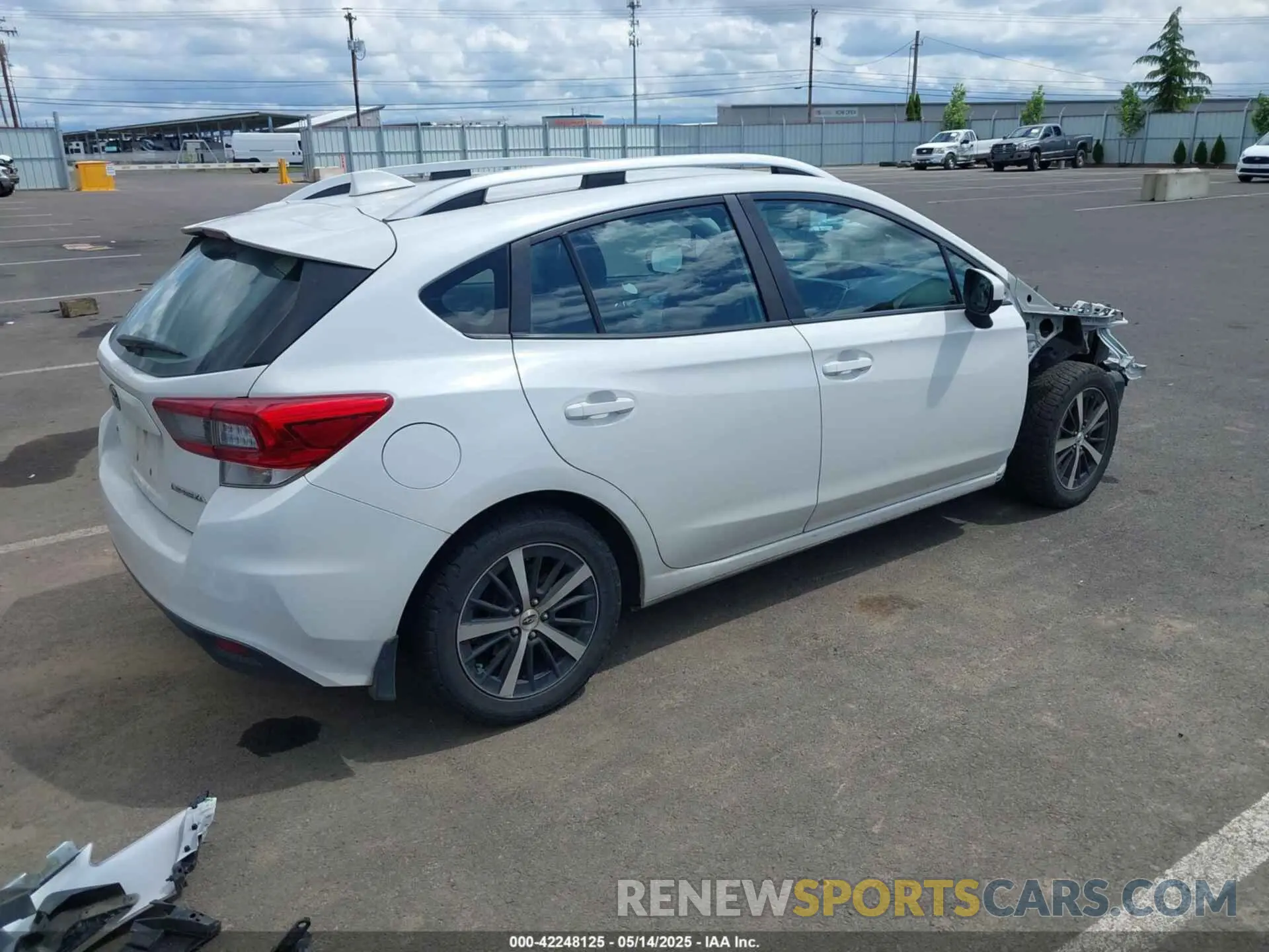 4 Photograph of a damaged car 4S3GTAV63L3721330 SUBARU IMPREZA 2020
