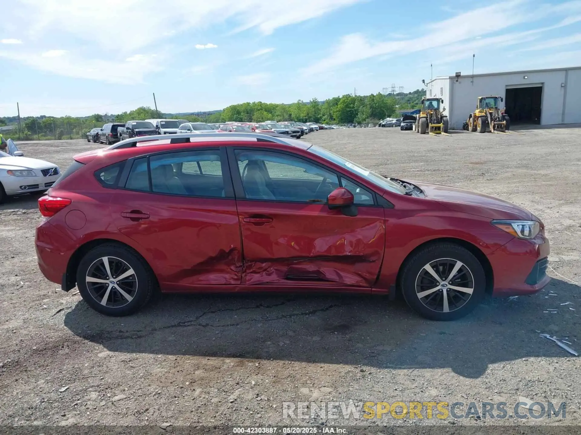 13 Photograph of a damaged car 4S3GTAV65L3705579 SUBARU IMPREZA 2020