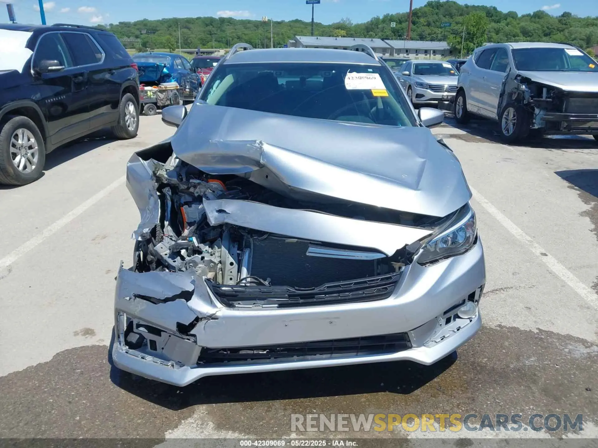 12 Photograph of a damaged car 4S3GTAV65L3723726 SUBARU IMPREZA 2020