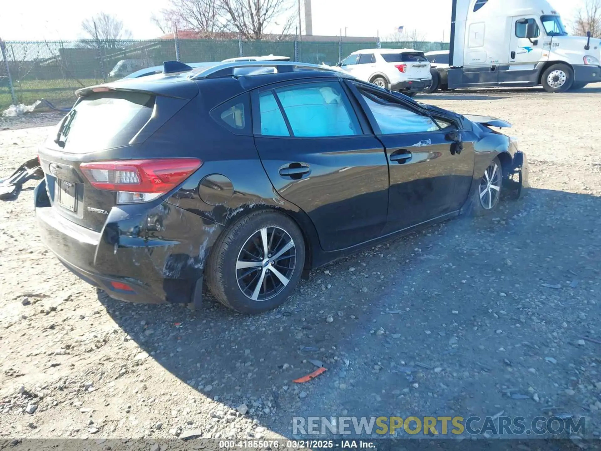 4 Photograph of a damaged car 4S3GTAV66L3724531 SUBARU IMPREZA 2020