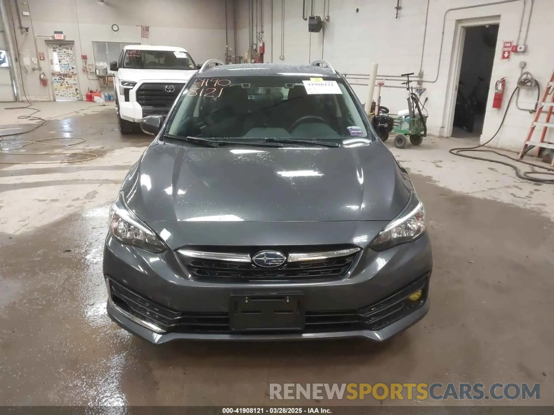 12 Photograph of a damaged car 4S3GTAV6XL3703312 SUBARU IMPREZA 2020