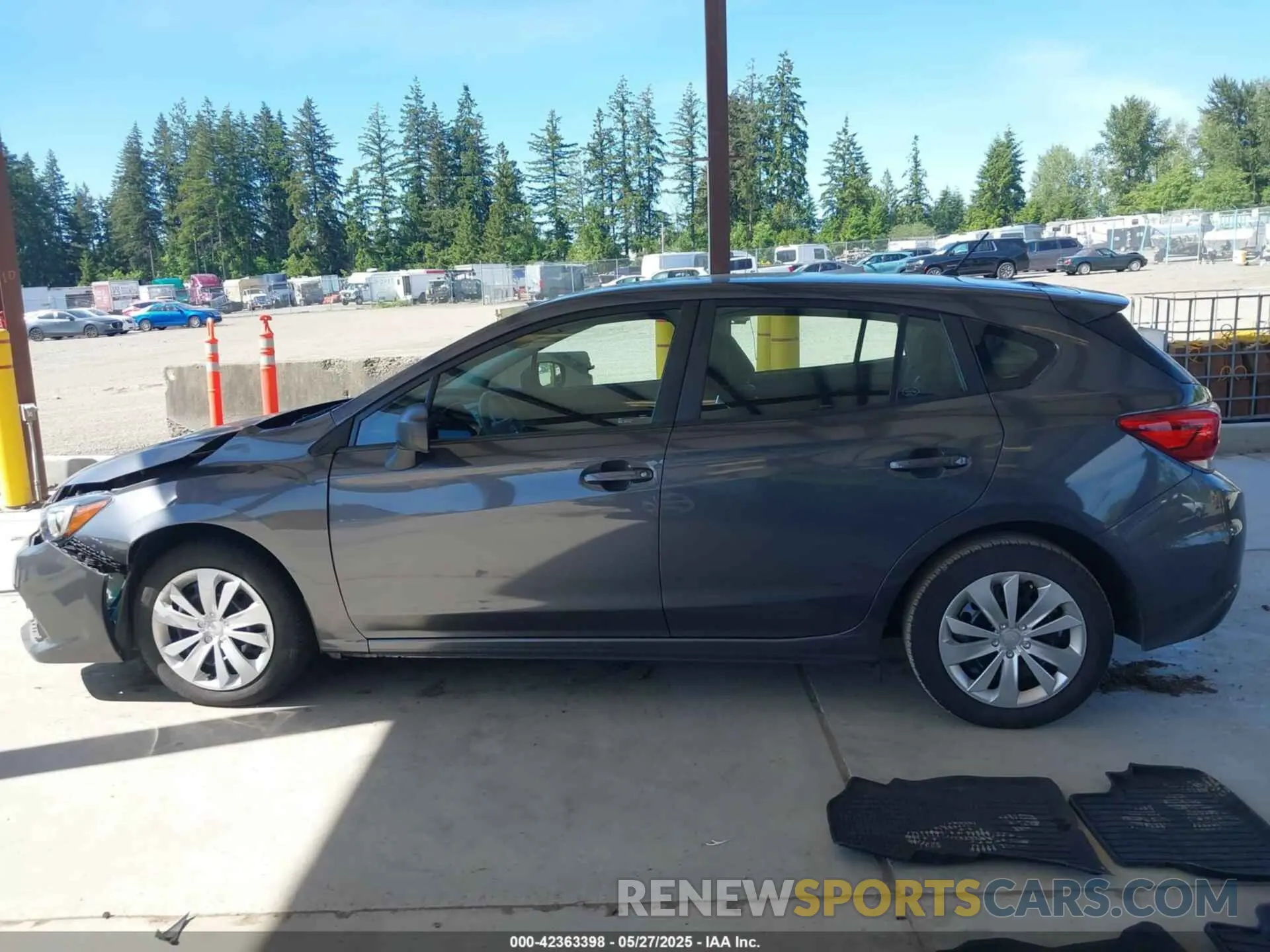 15 Photograph of a damaged car 4S3GTAB69M3708958 SUBARU IMPREZA 2021