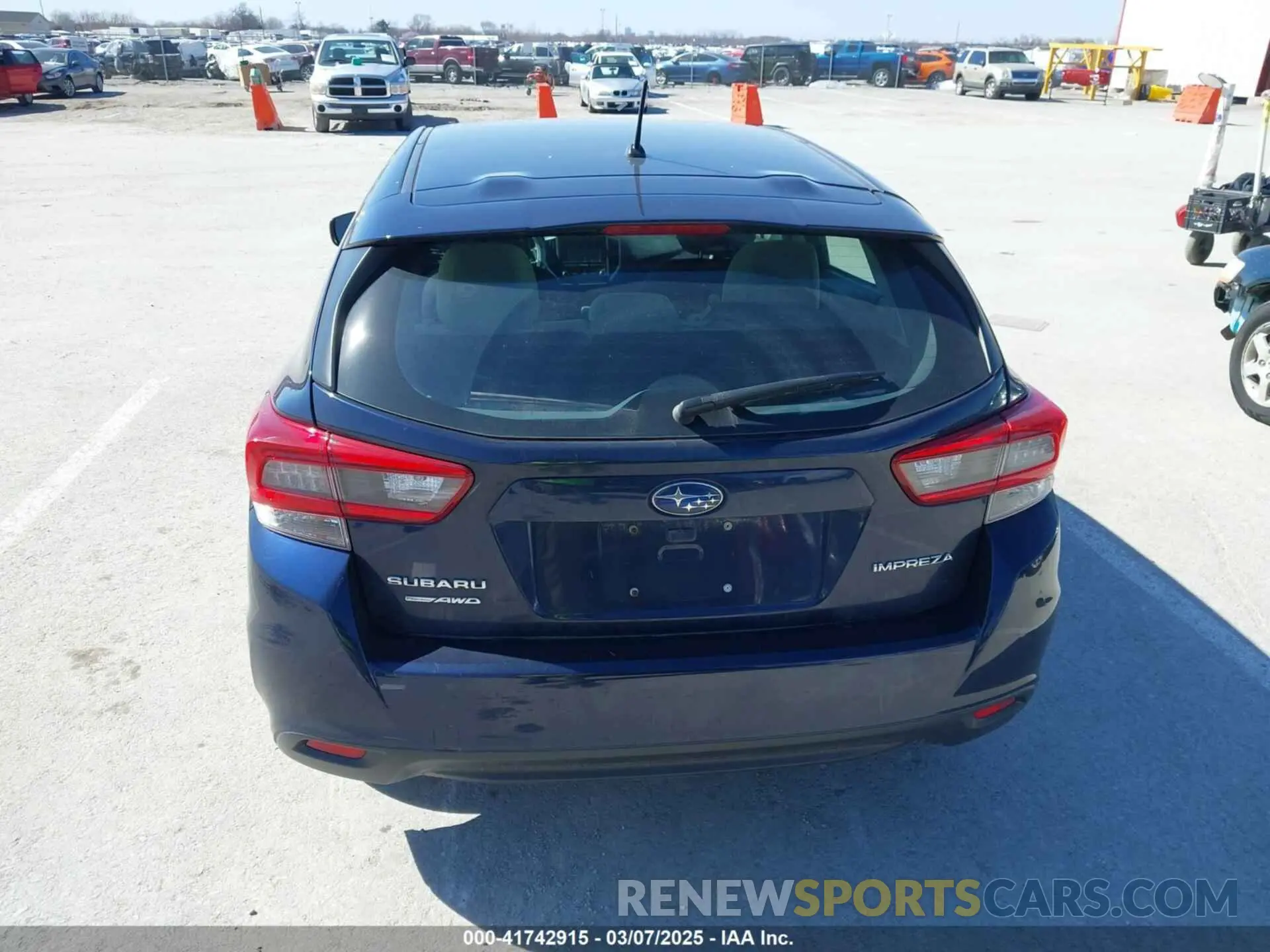 16 Photograph of a damaged car 4S3GTAB69M3714095 SUBARU IMPREZA 2021