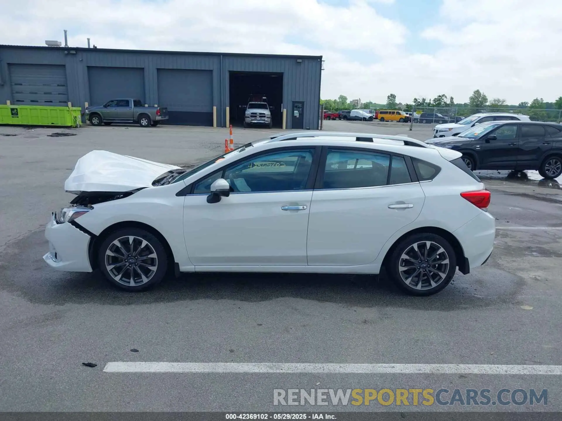 14 Photograph of a damaged car 4S3GTAU63M3706846 SUBARU IMPREZA 2021