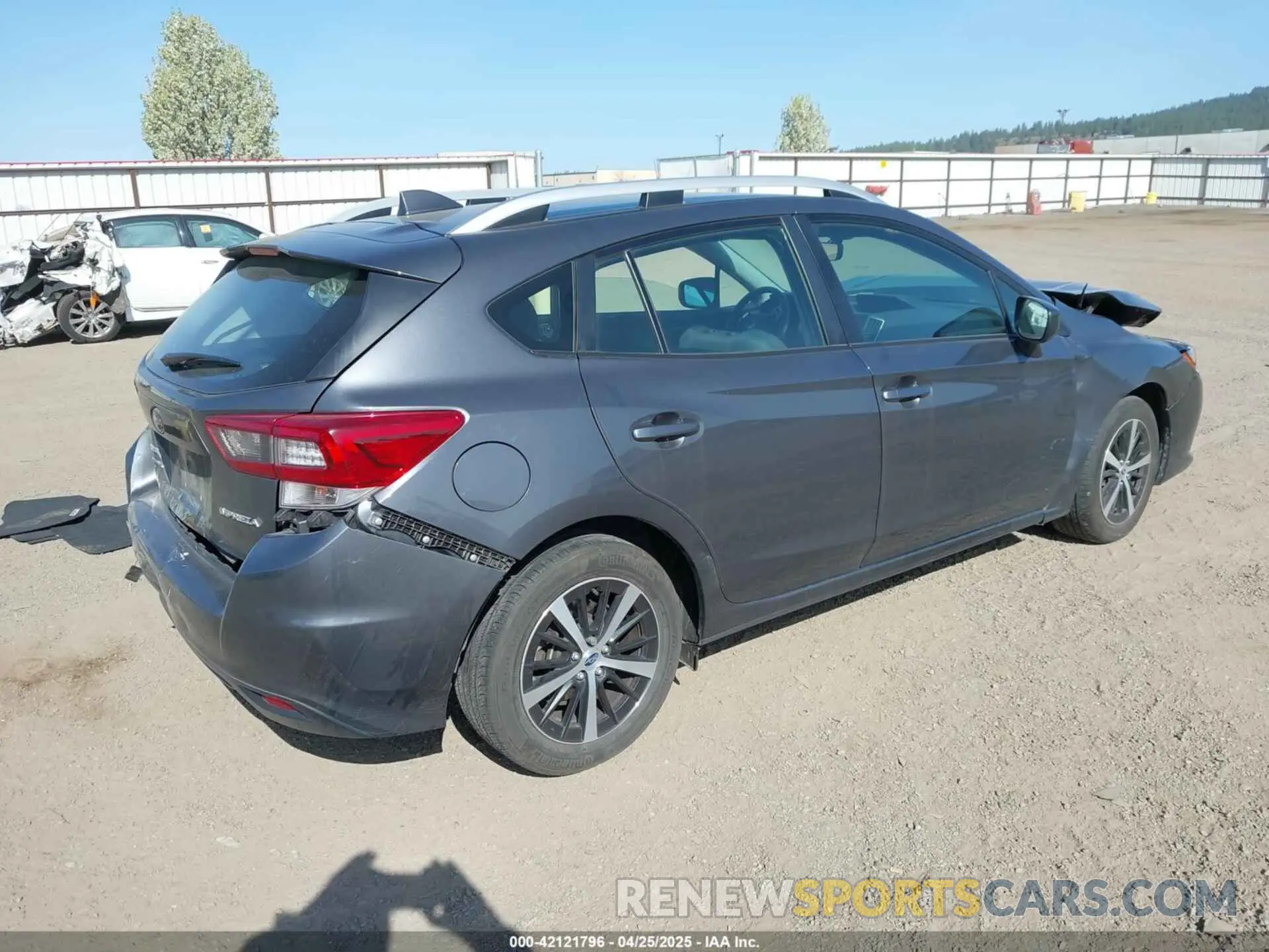 4 Photograph of a damaged car 4S3GTAV62M3710675 SUBARU IMPREZA 2021