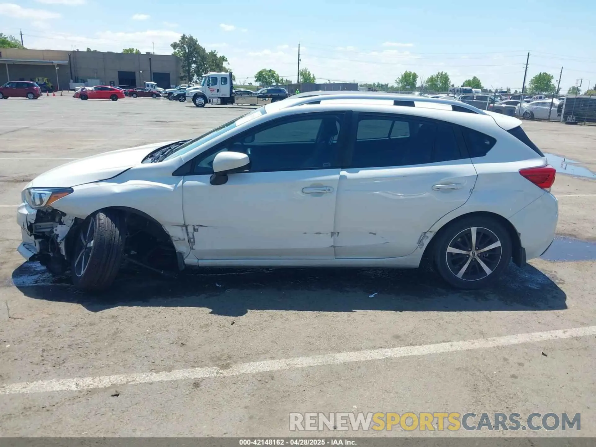 13 Photograph of a damaged car 4S3GTAV65M3710461 SUBARU IMPREZA 2021