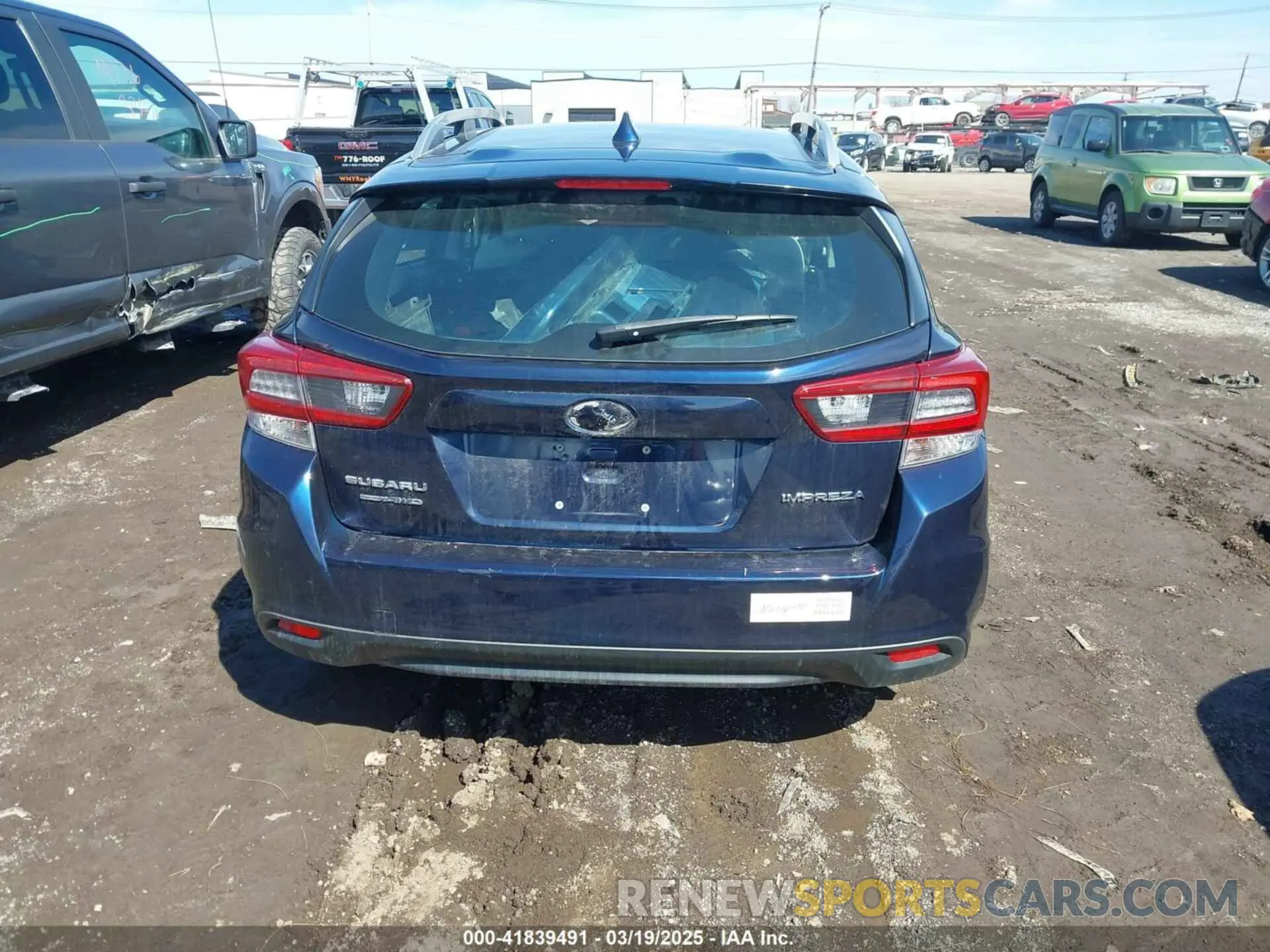 17 Photograph of a damaged car 4S3GTAV66M3701154 SUBARU IMPREZA 2021