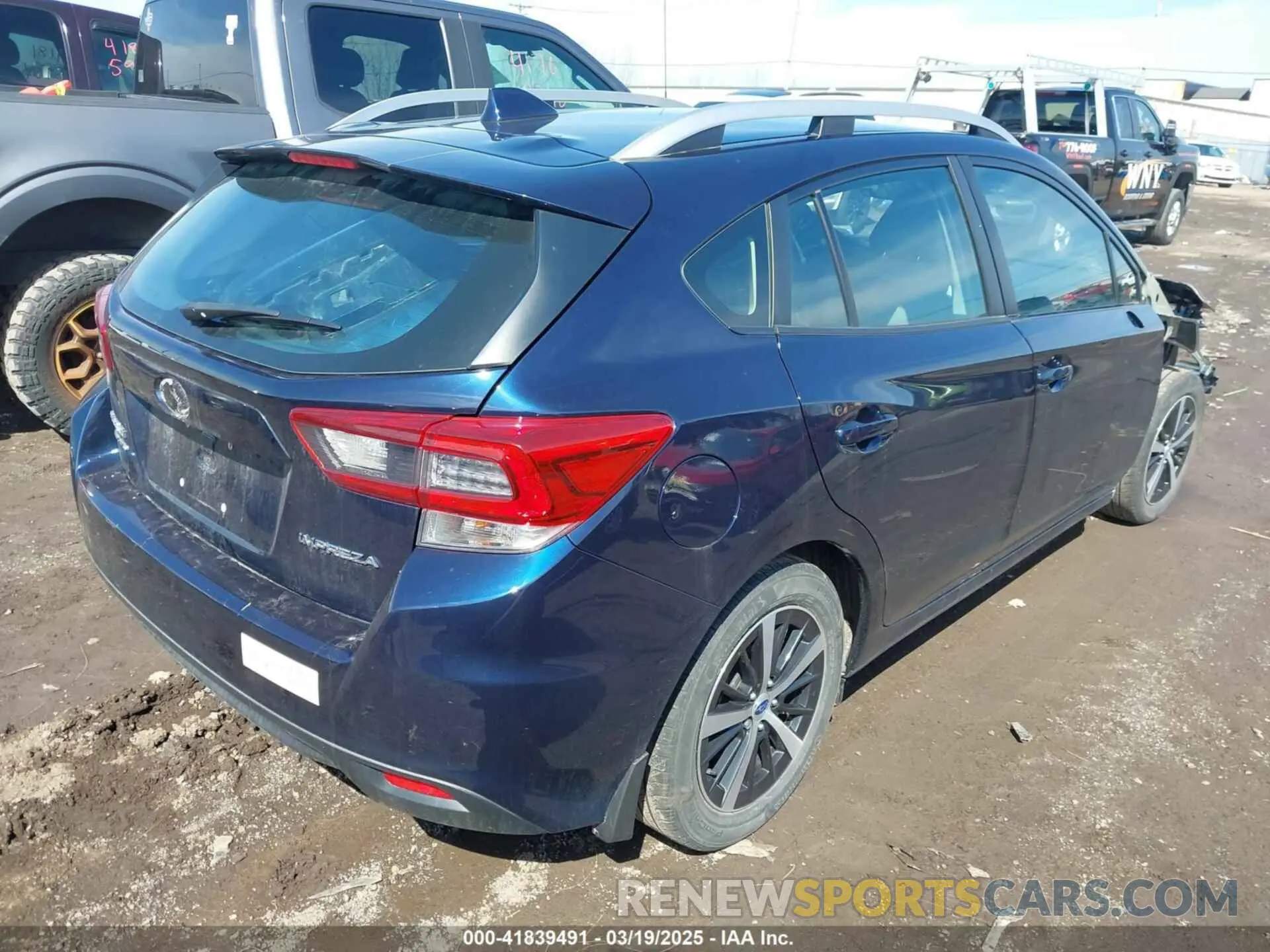 4 Photograph of a damaged car 4S3GTAV66M3701154 SUBARU IMPREZA 2021