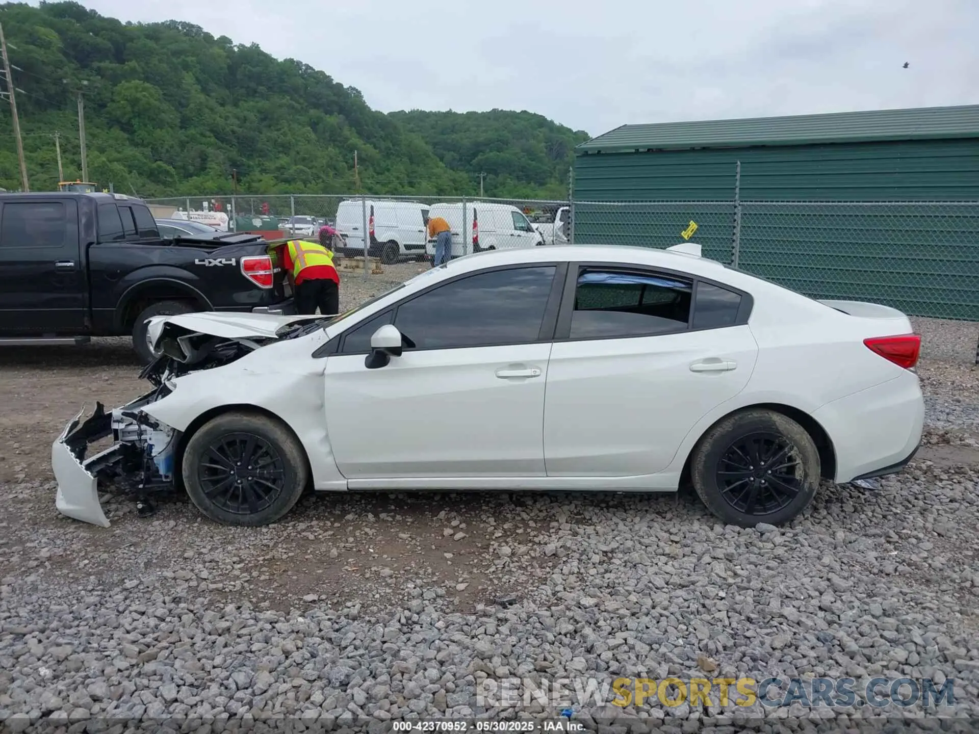 14 Photograph of a damaged car 4S3GKAV69N3610173 SUBARU IMPREZA 2022