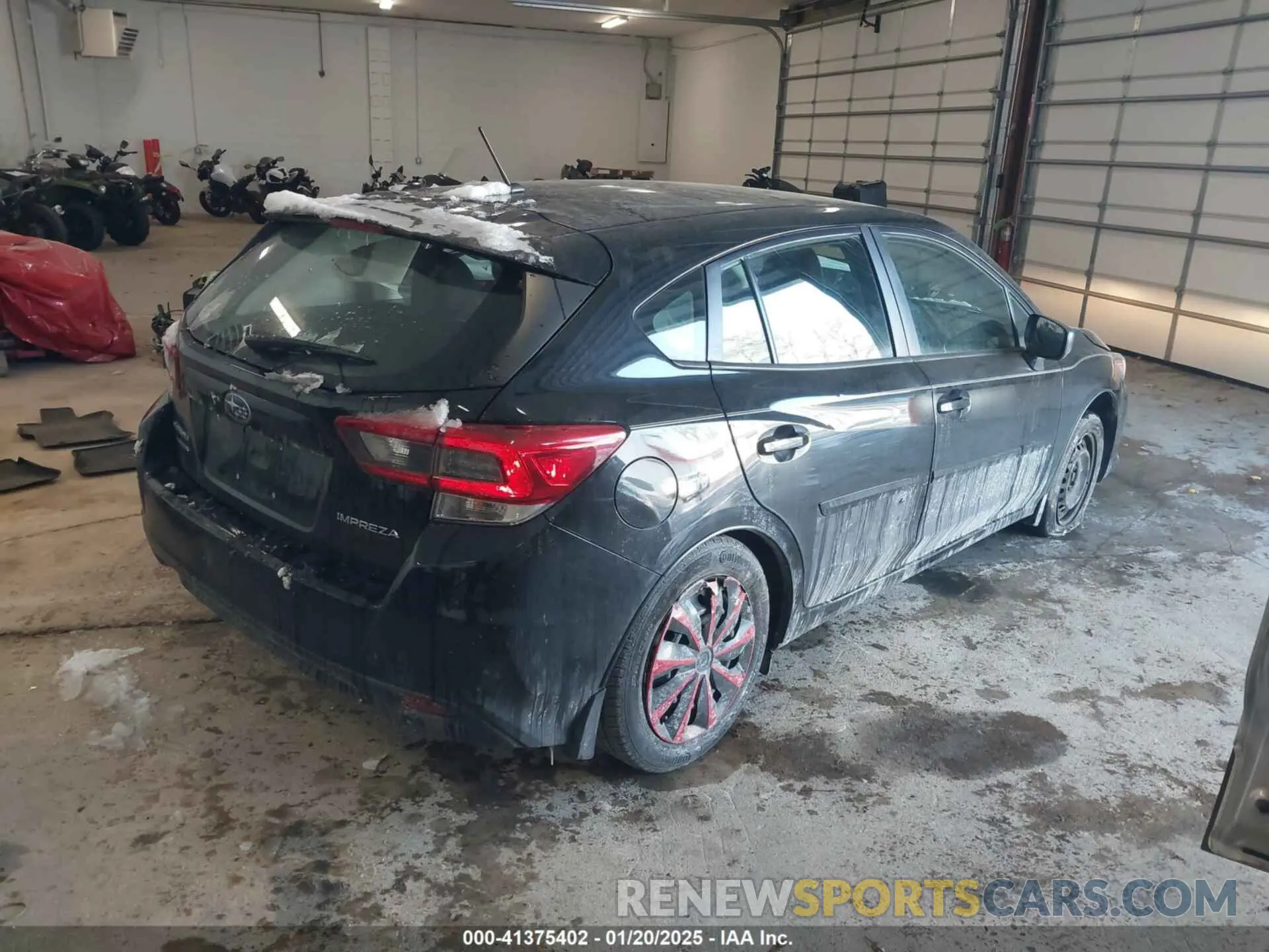 4 Photograph of a damaged car 4S3GTAB68N3704742 SUBARU IMPREZA 2022