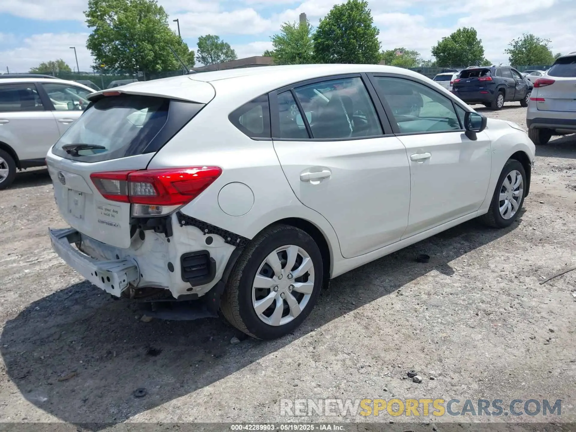 4 Photograph of a damaged car 4S3GTAB6XN3710395 SUBARU IMPREZA 2022