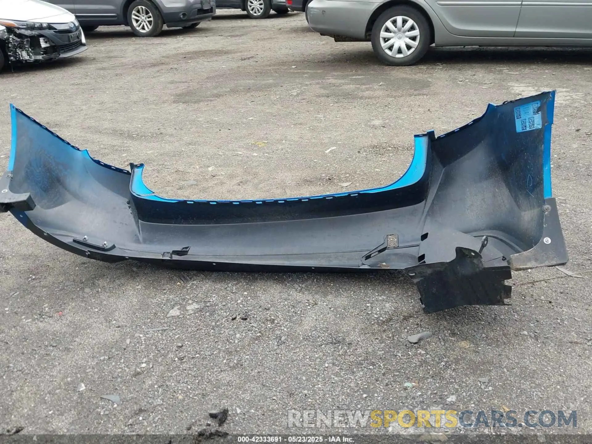 12 Photograph of a damaged car 4S3GTAD63N3724636 SUBARU IMPREZA 2022
