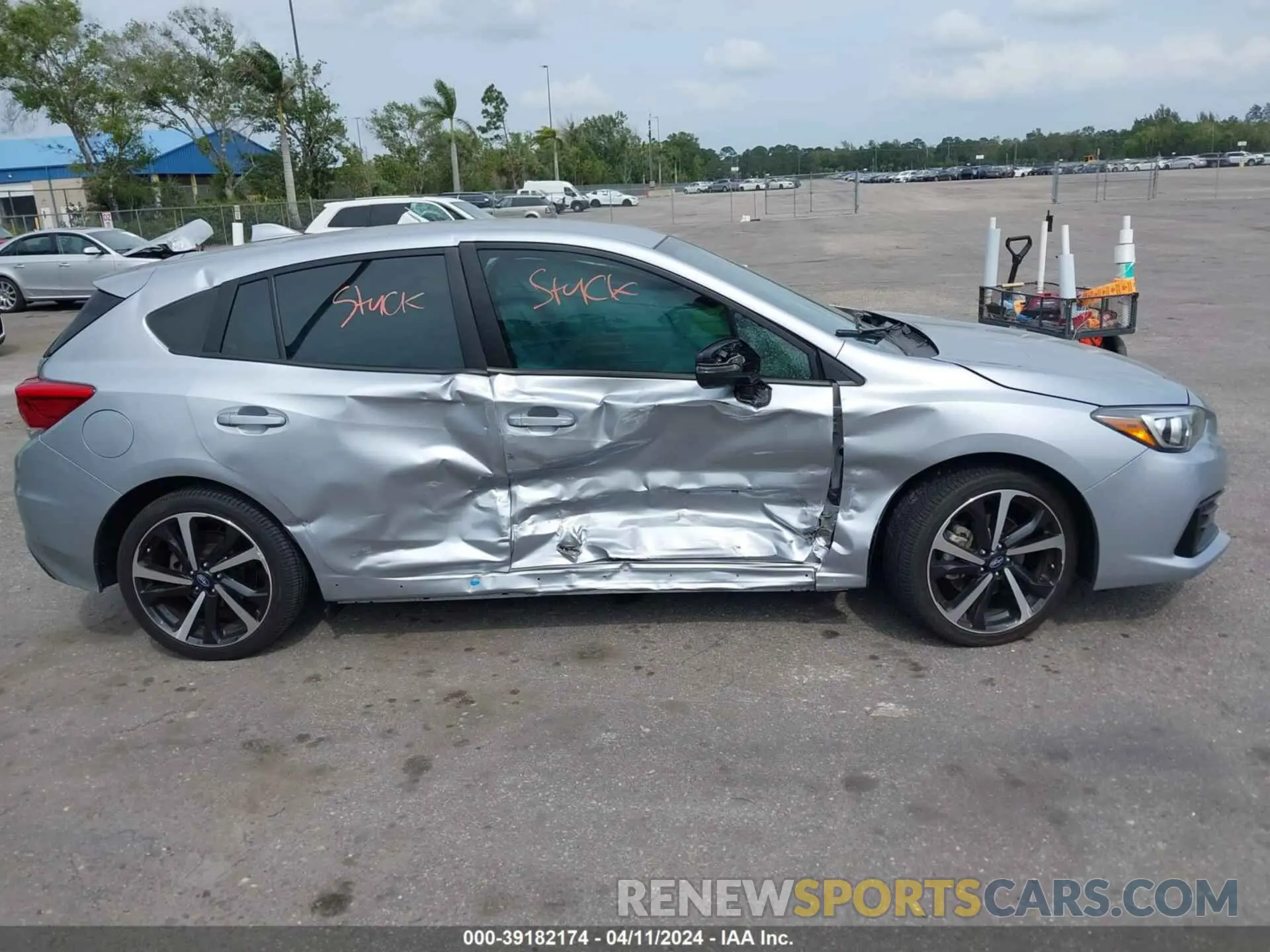 12 Photograph of a damaged car 4S3GTAL62N3725682 SUBARU IMPREZA 2022