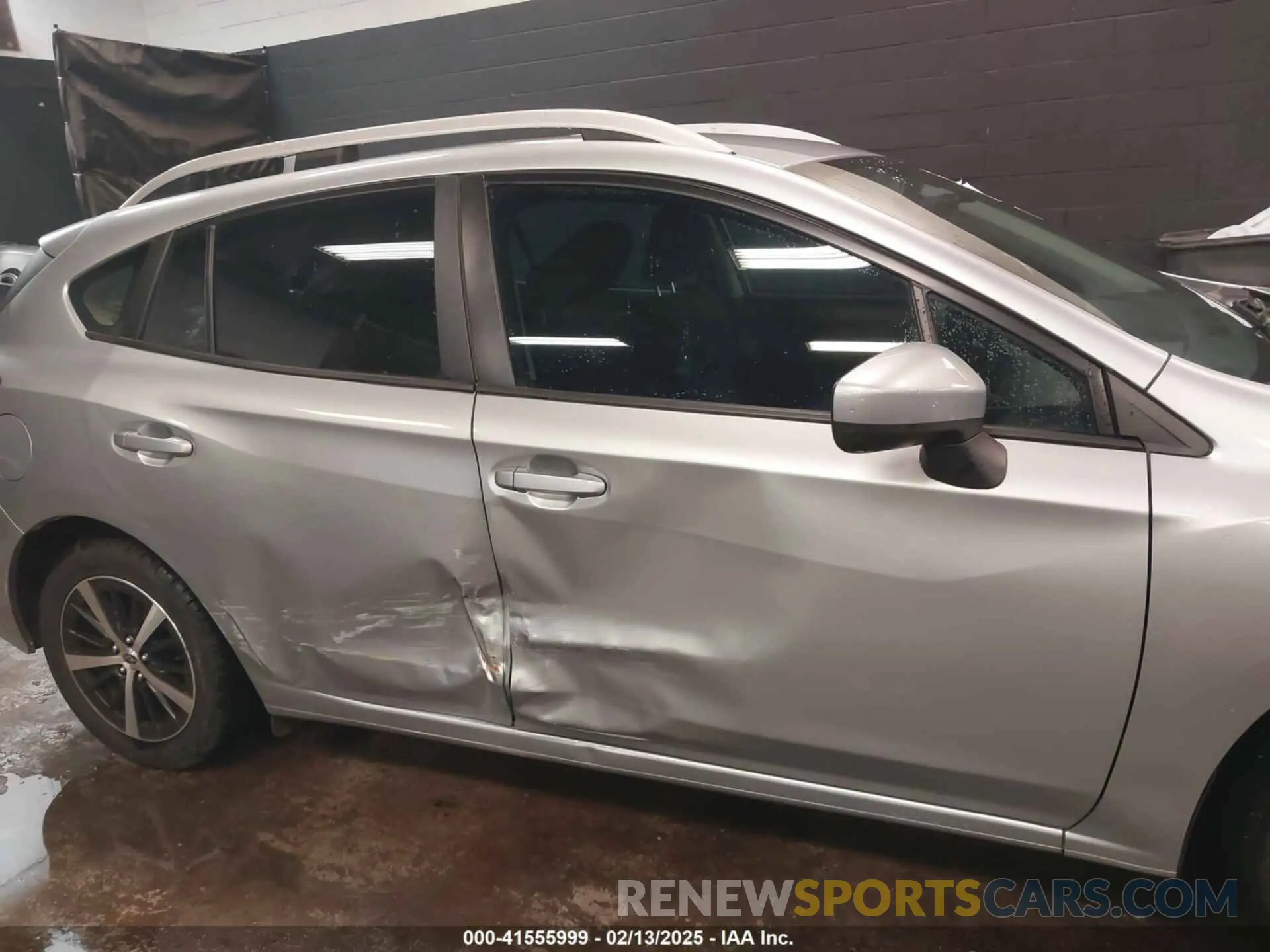 6 Photograph of a damaged car 4S3GTAV62N3720253 SUBARU IMPREZA 2022