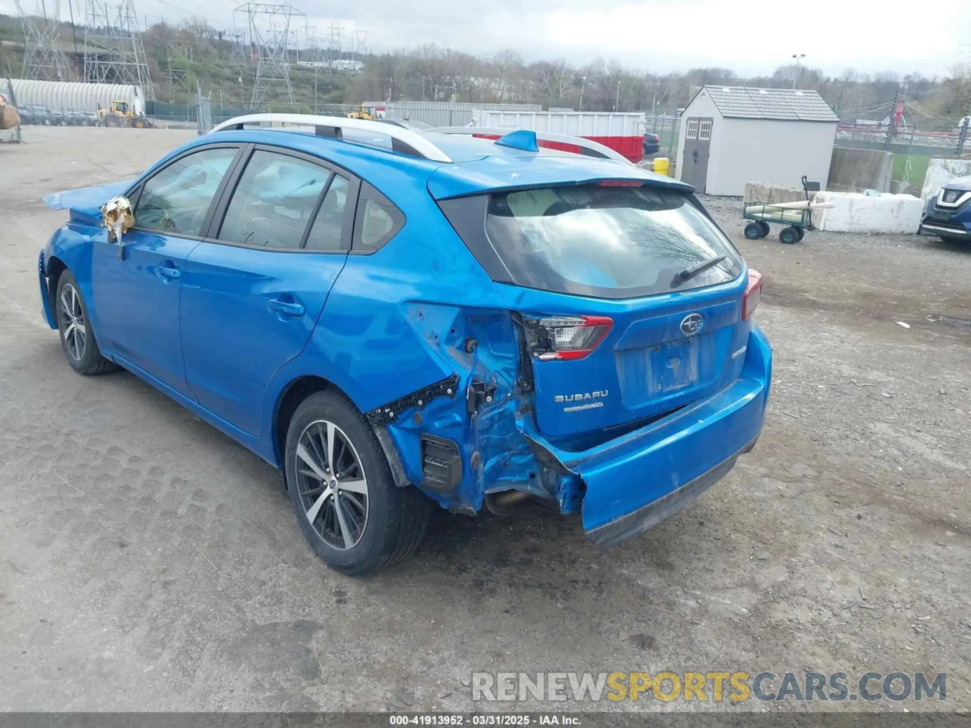17 Photograph of a damaged car 4S3GTAV62N3722875 SUBARU IMPREZA 2022
