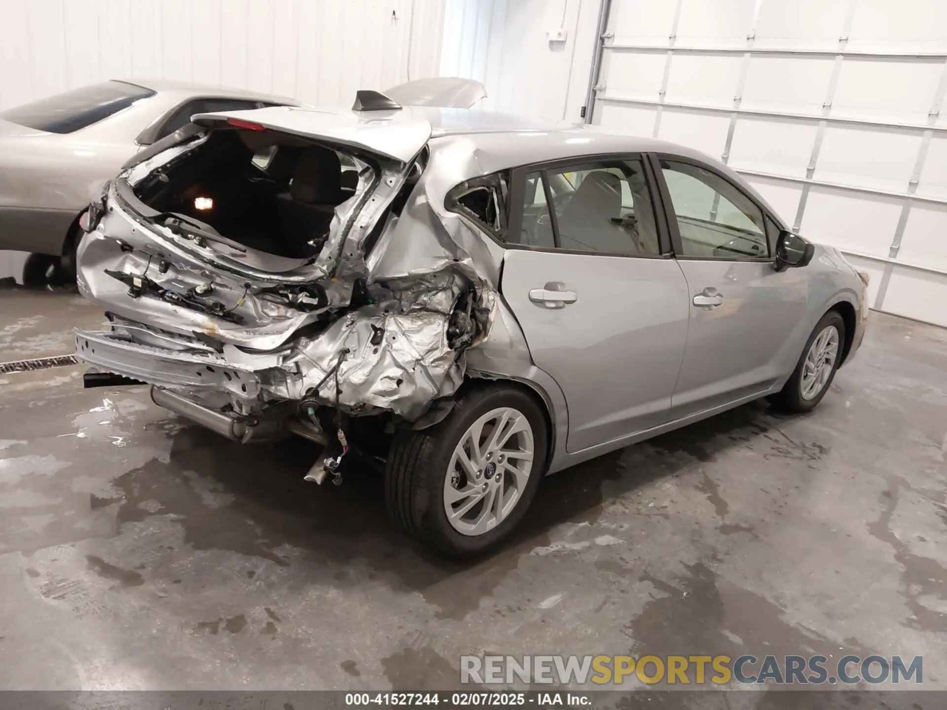 4 Photograph of a damaged car JF1GUABC8R8878330 SUBARU IMPREZA 2024