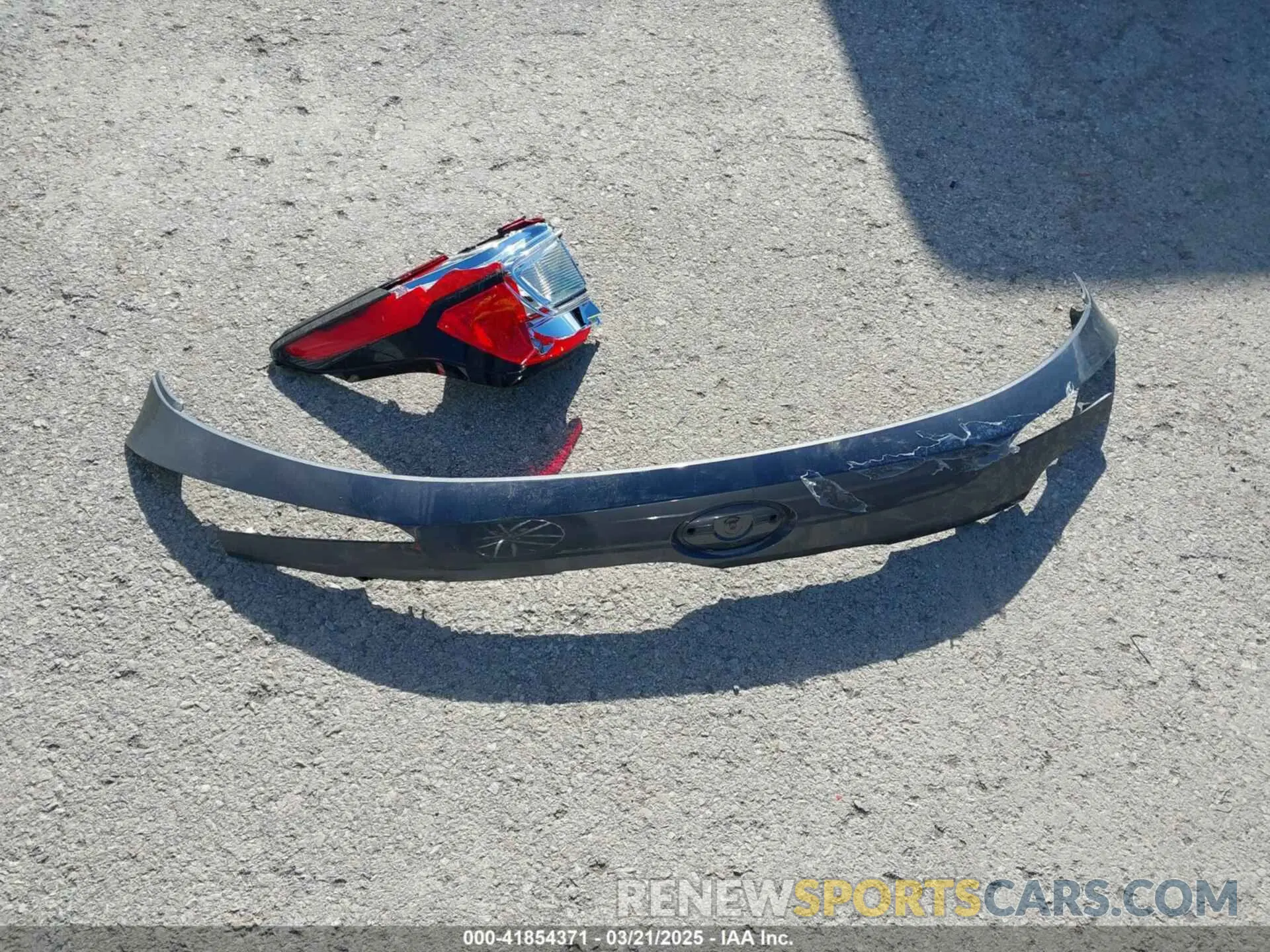 12 Photograph of a damaged car JF1GUAFC7R8890897 SUBARU IMPREZA 2024