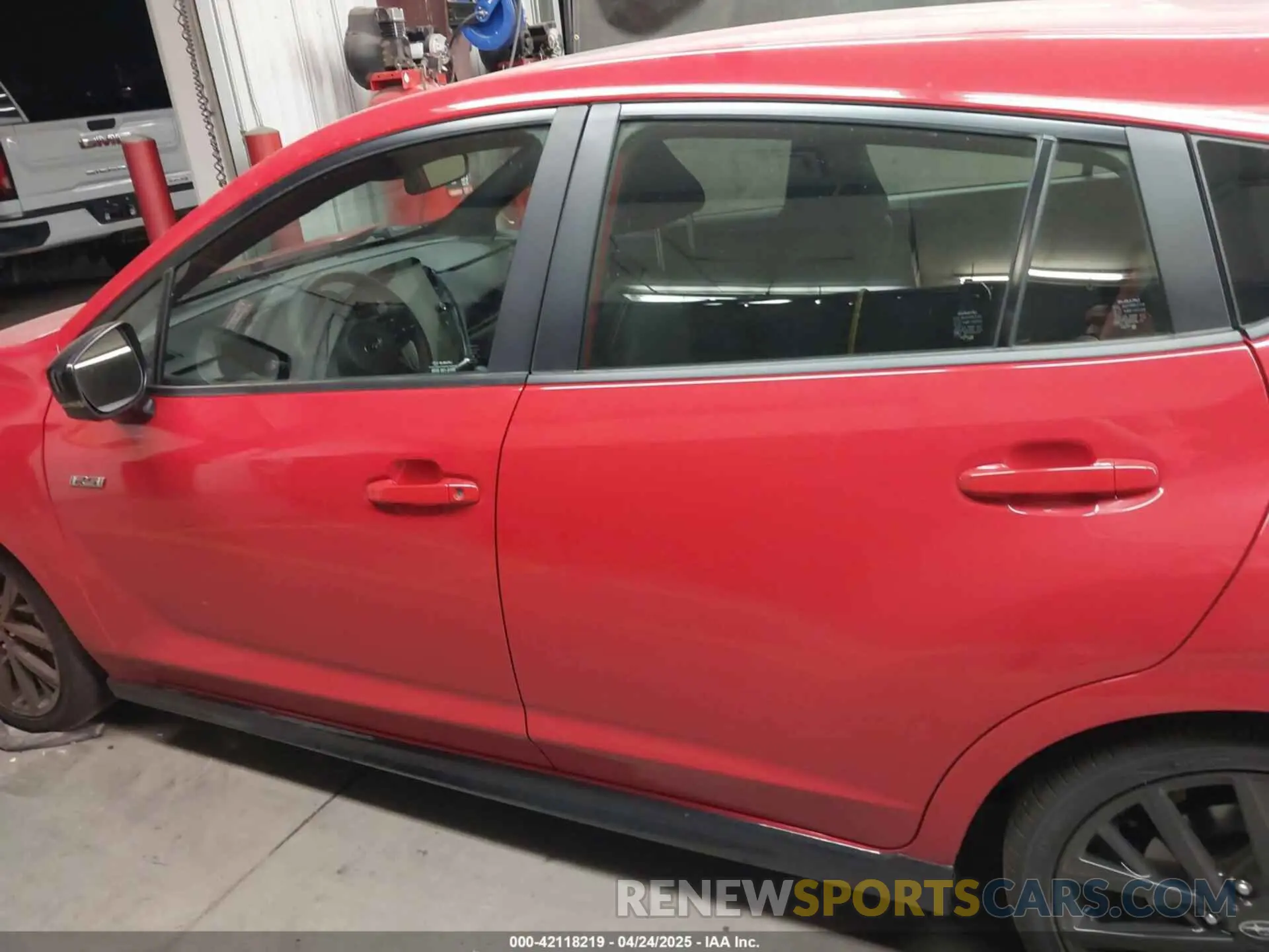 14 Photograph of a damaged car JF1GUHJC0R8895438 SUBARU IMPREZA 2024