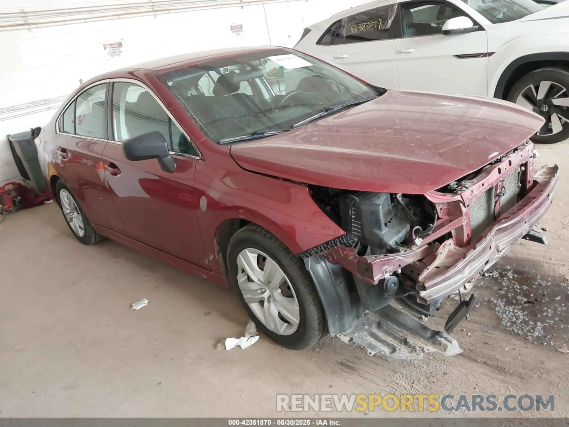 1 Photograph of a damaged car 4S3BNAB65K3018867 SUBARU LEGACY 2019
