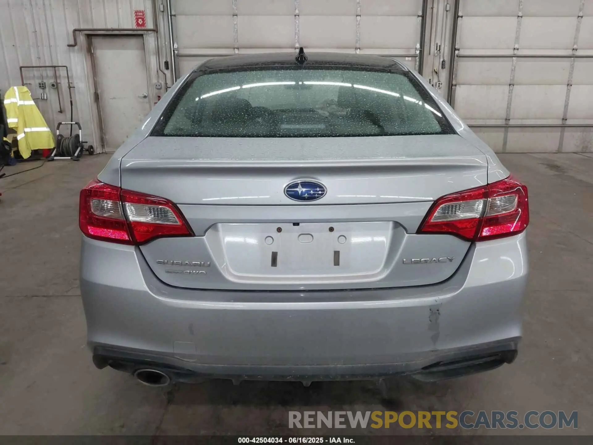 17 Photograph of a damaged car 4S3BNAF60K3004286 SUBARU LEGACY 2019