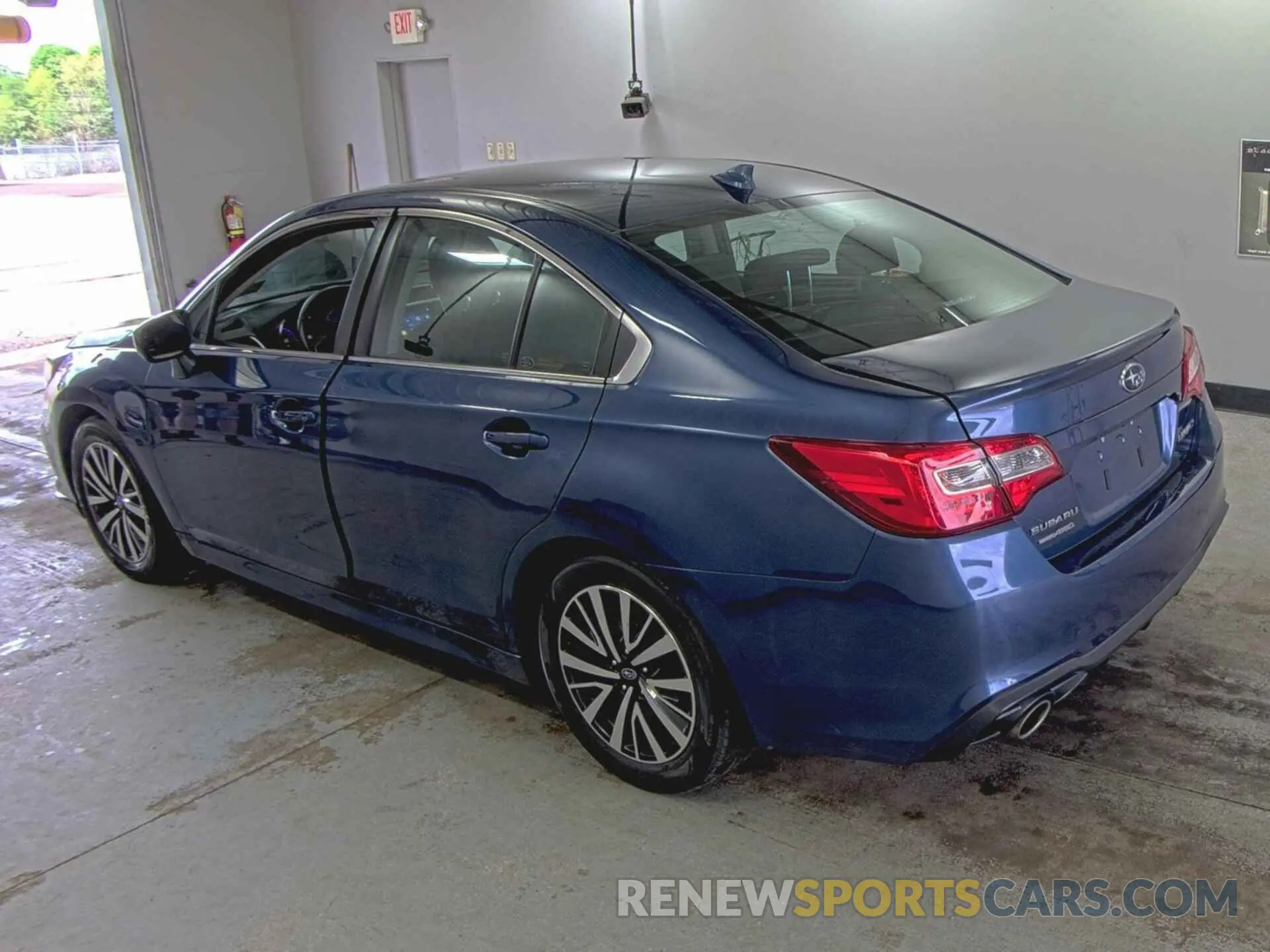 4 Photograph of a damaged car 4S3BNAF61K3038849 SUBARU LEGACY 2019