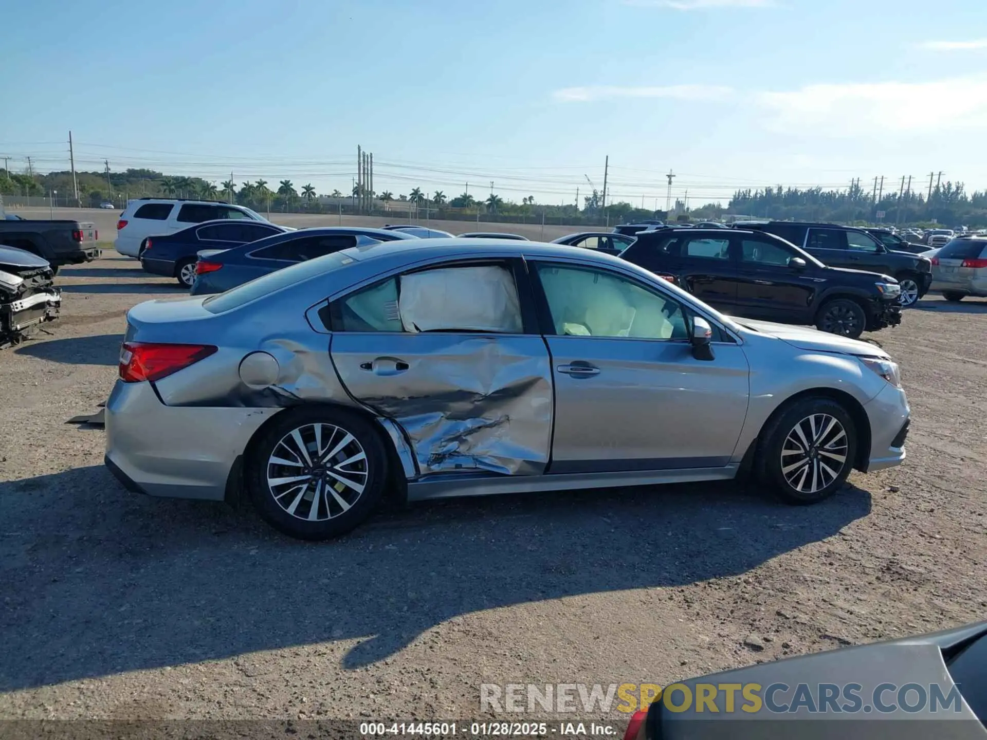 12 Photograph of a damaged car 4S3BNAF62K3031974 SUBARU LEGACY 2019