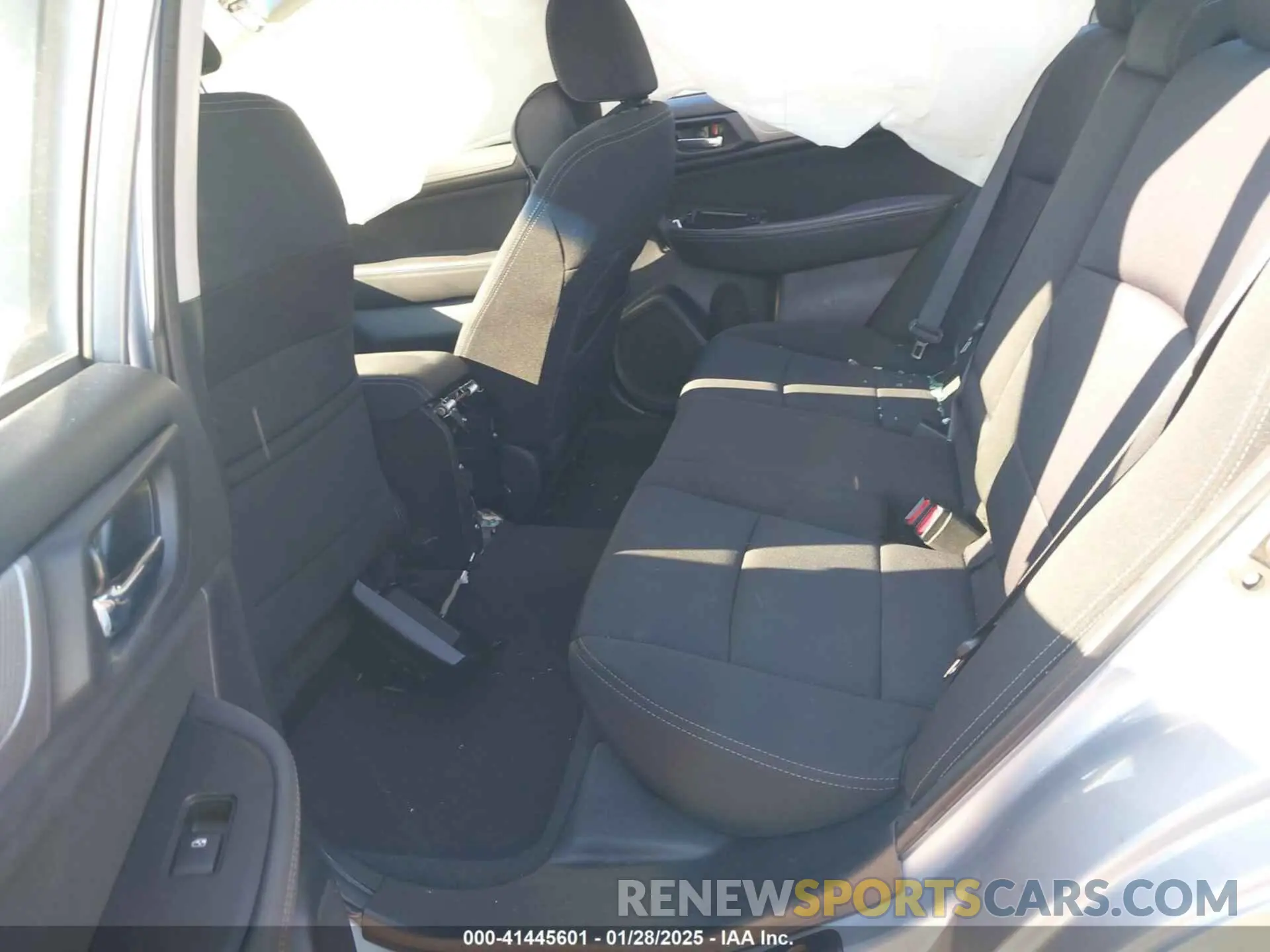 8 Photograph of a damaged car 4S3BNAF62K3031974 SUBARU LEGACY 2019