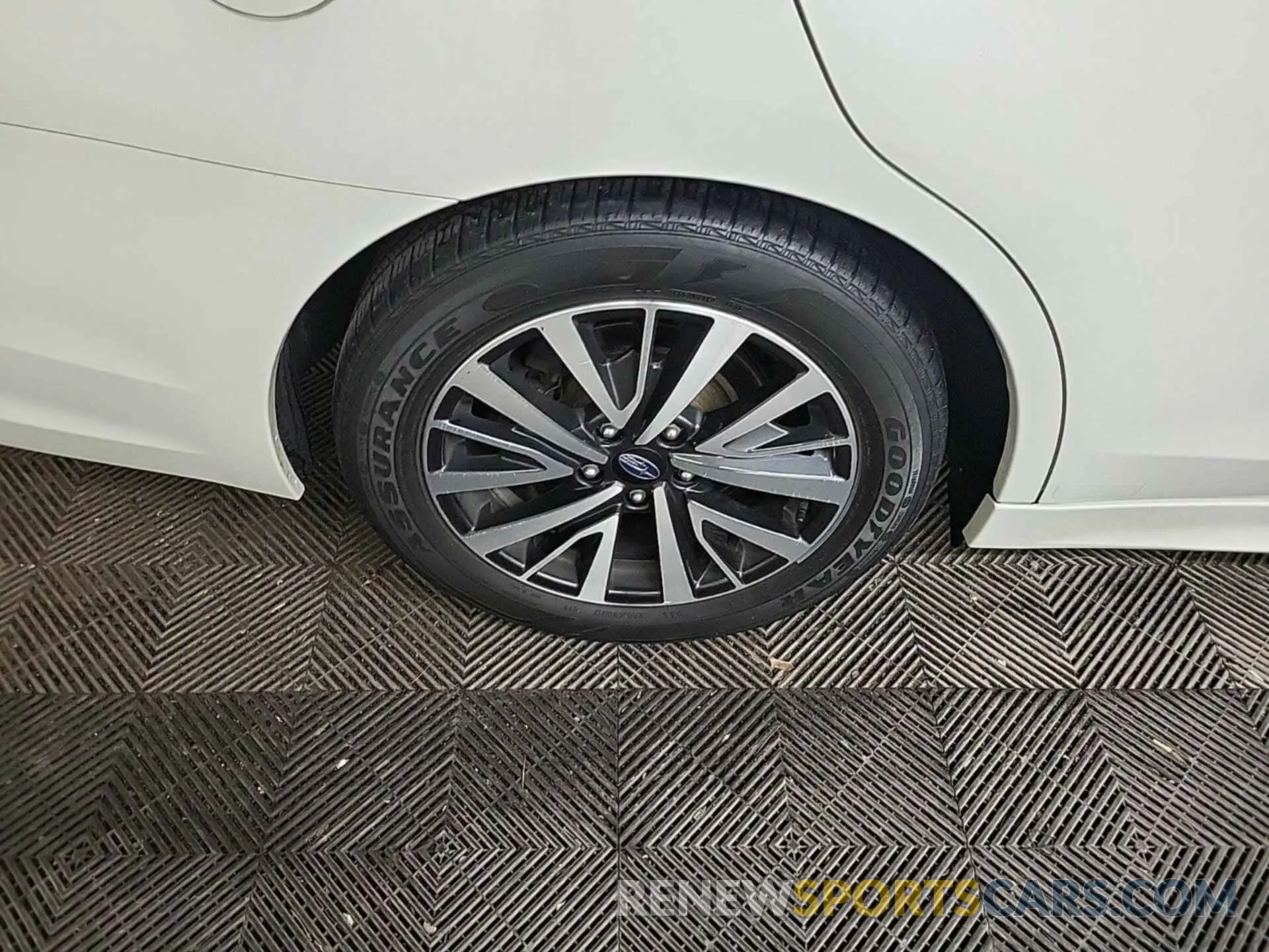 8 Photograph of a damaged car 4S3BNAF64K3027960 SUBARU LEGACY 2019