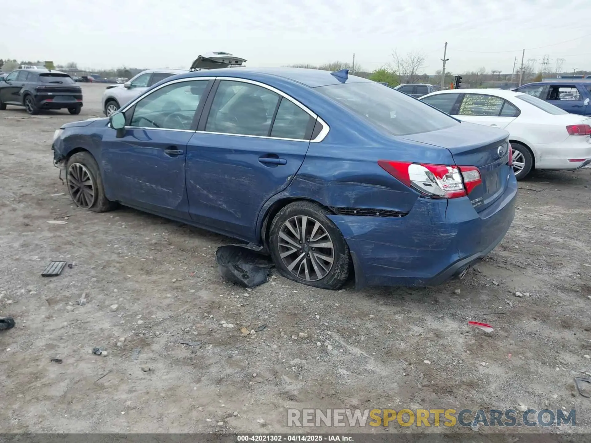3 Photograph of a damaged car 4S3BNAF6XK3024920 SUBARU LEGACY 2019