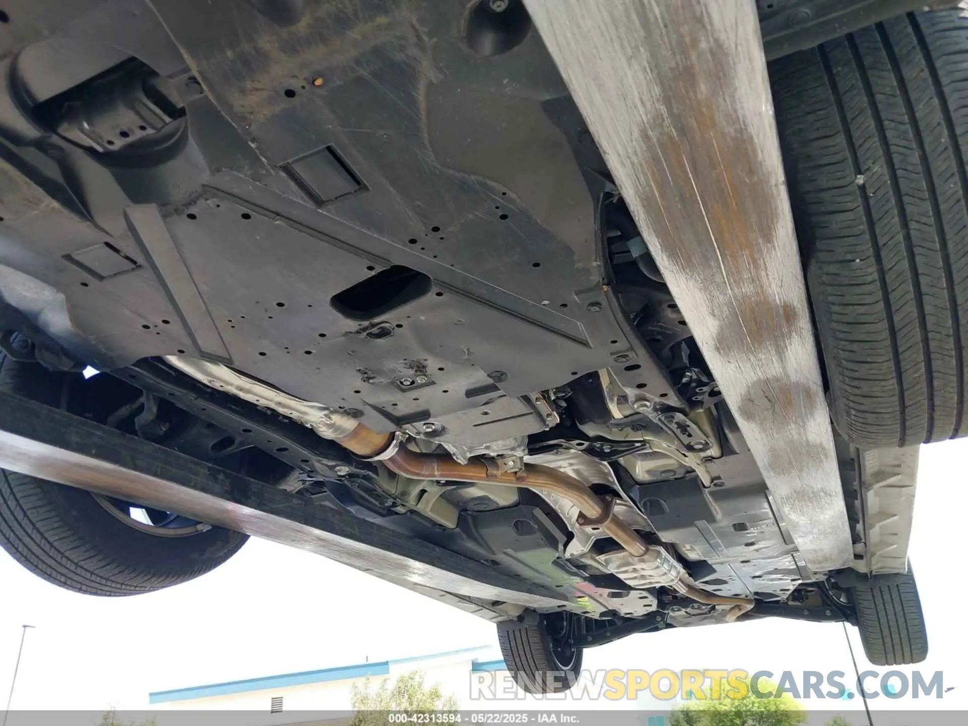17 Photograph of a damaged car 4S3BNAN62K3033208 SUBARU LEGACY 2019