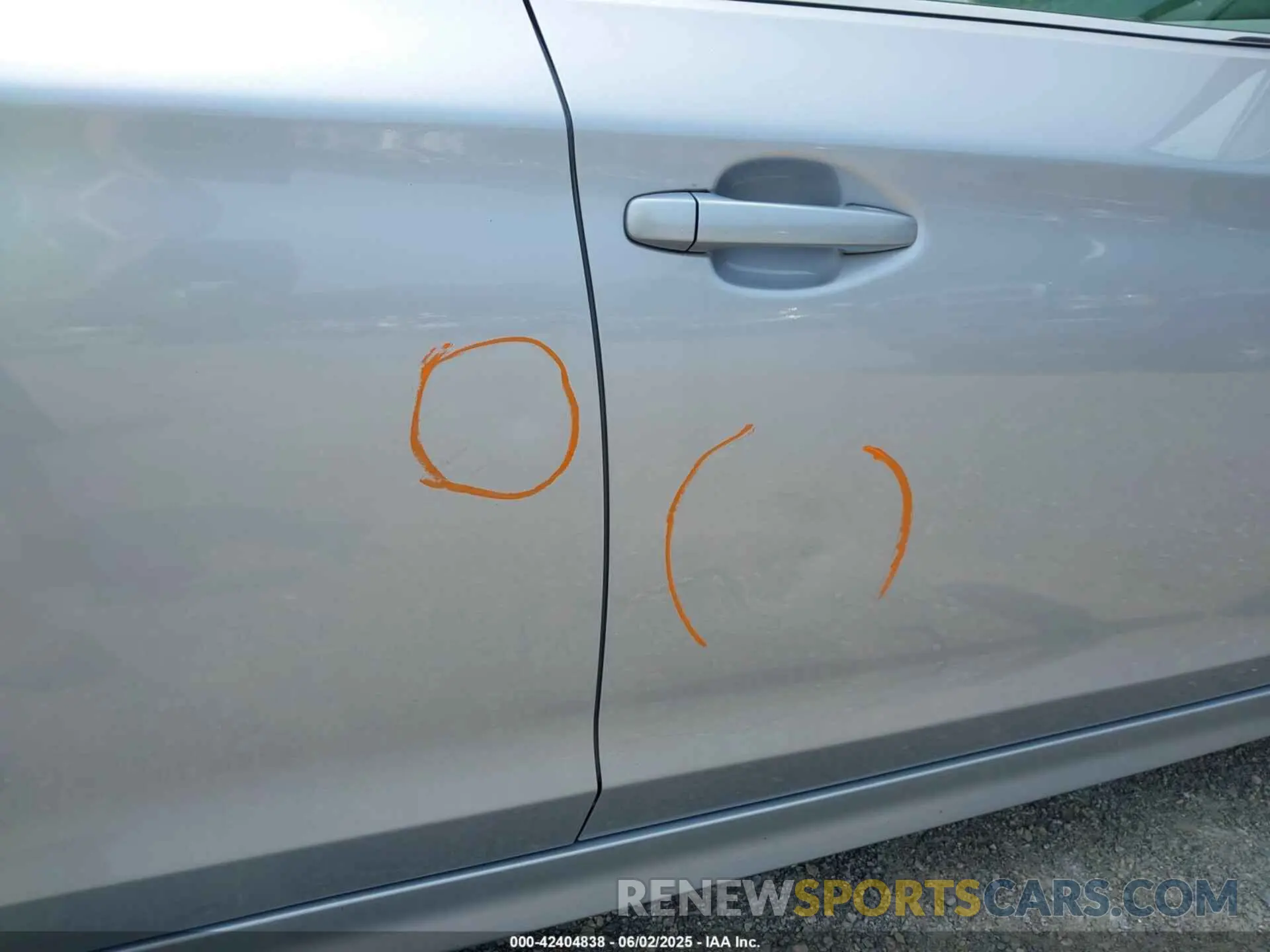 18 Photograph of a damaged car 4S3BNAN67K3037383 SUBARU LEGACY 2019