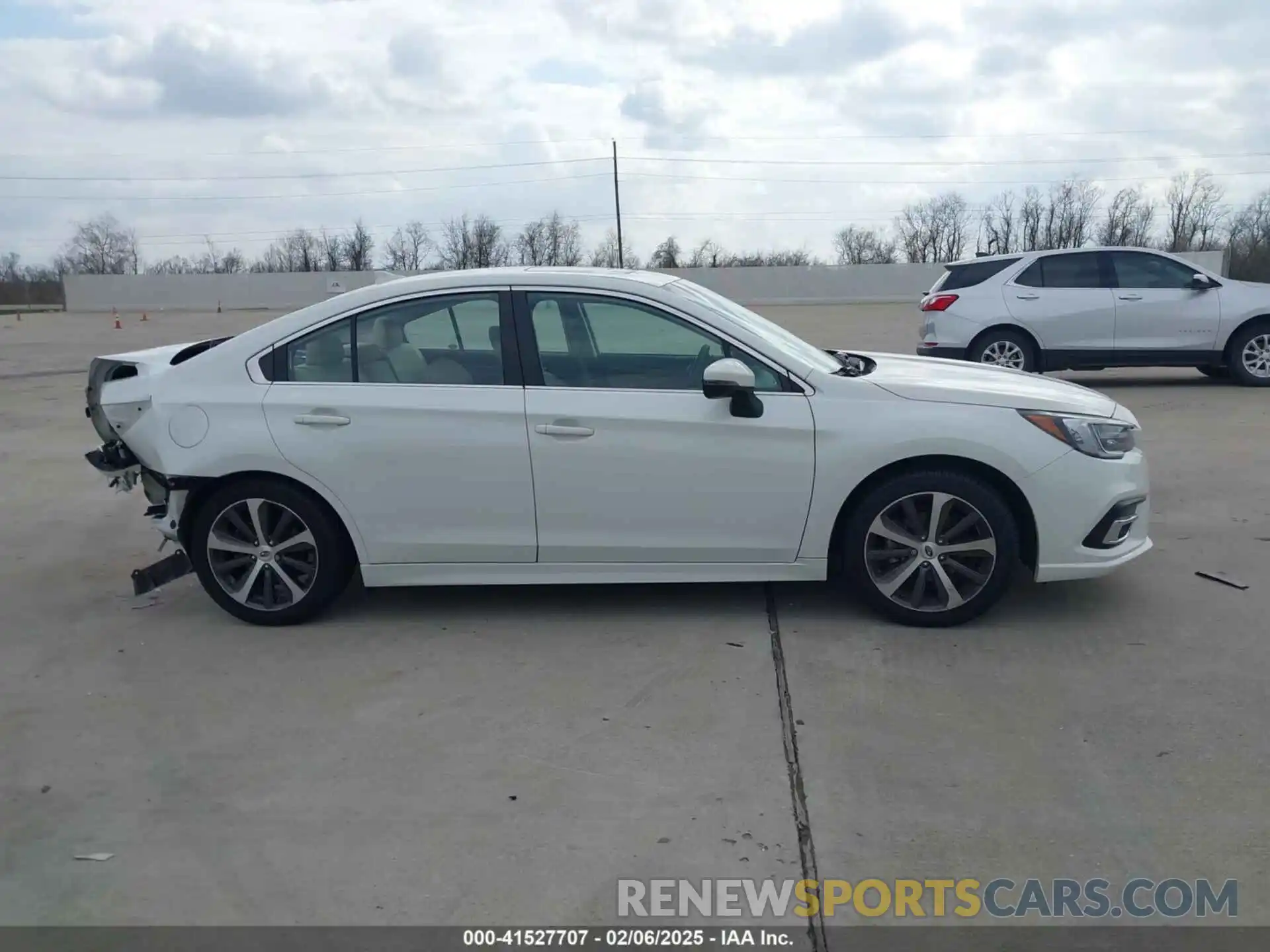 13 Photograph of a damaged car 4S3BNAN68K3030586 SUBARU LEGACY 2019