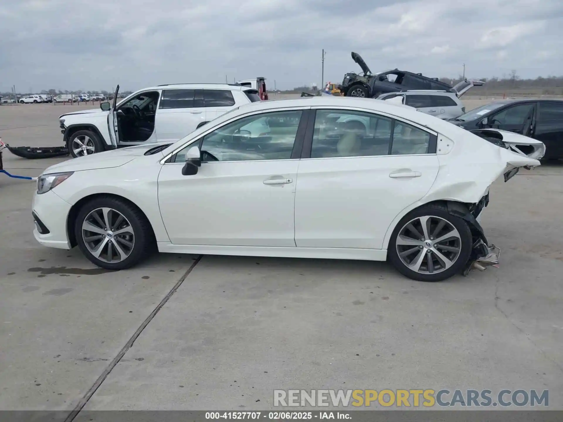 14 Photograph of a damaged car 4S3BNAN68K3030586 SUBARU LEGACY 2019