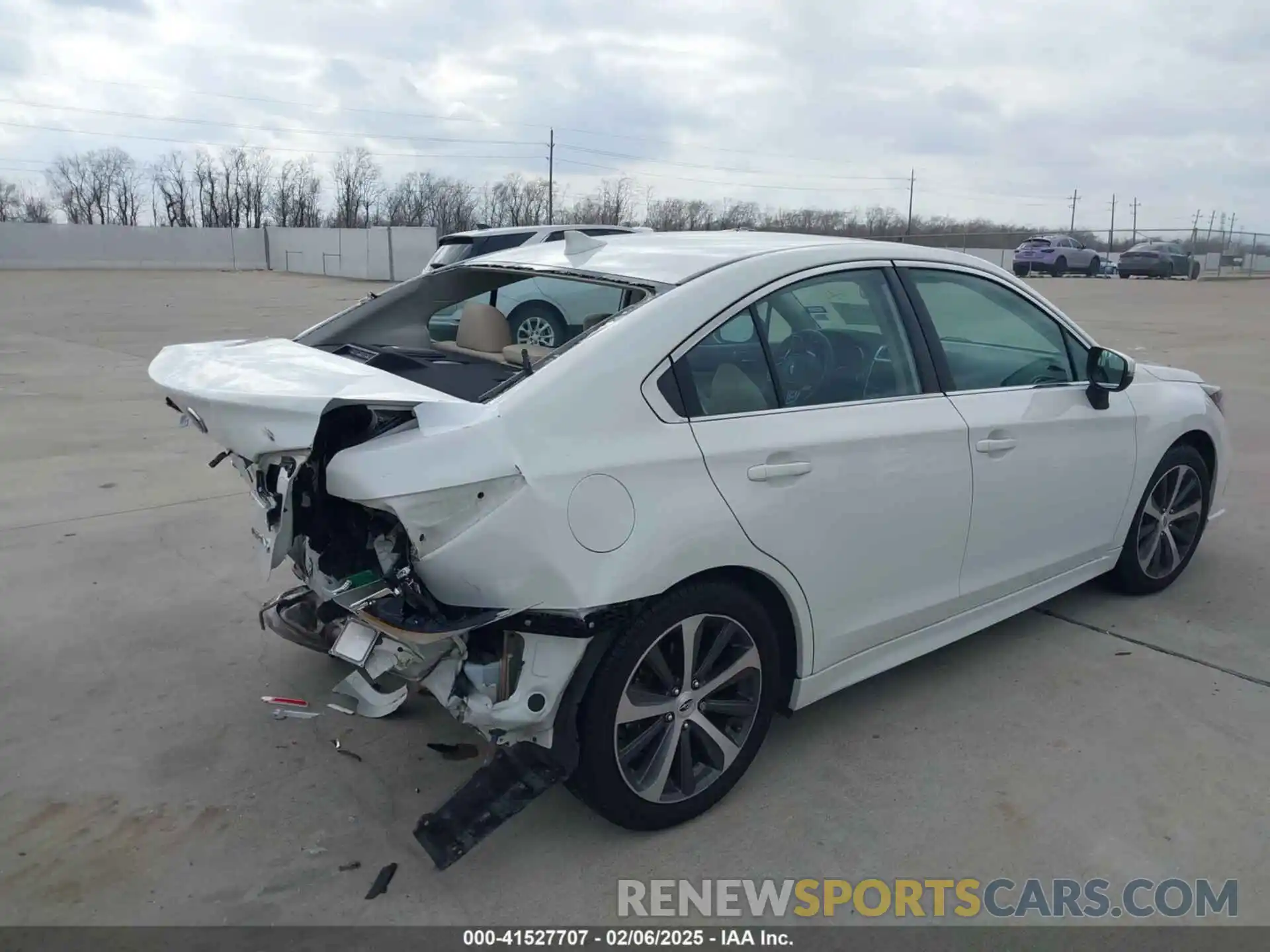 4 Photograph of a damaged car 4S3BNAN68K3030586 SUBARU LEGACY 2019