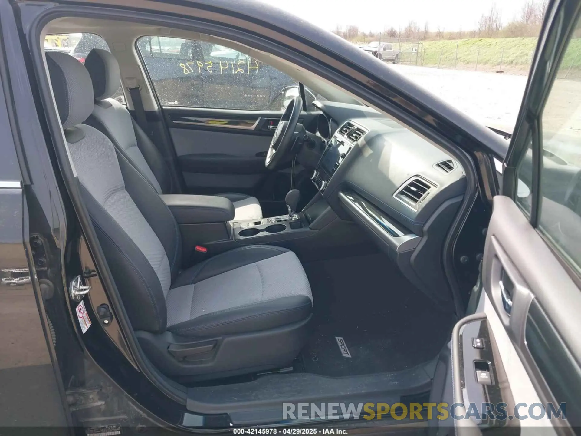 5 Photograph of a damaged car 4S3BNAS62K3028434 SUBARU LEGACY 2019