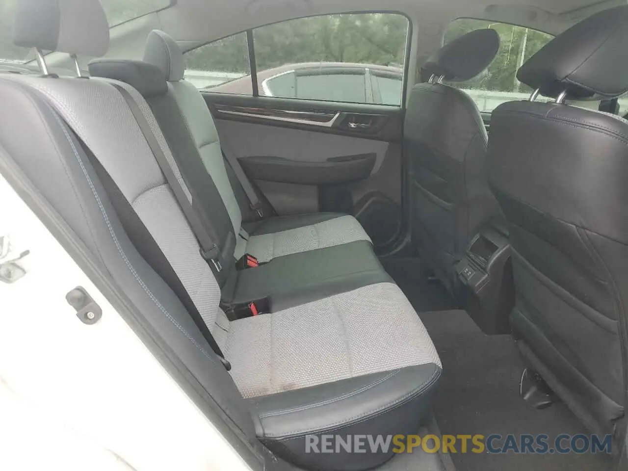10 Photograph of a damaged car 4S3BNAS66K3003312 SUBARU LEGACY 2019