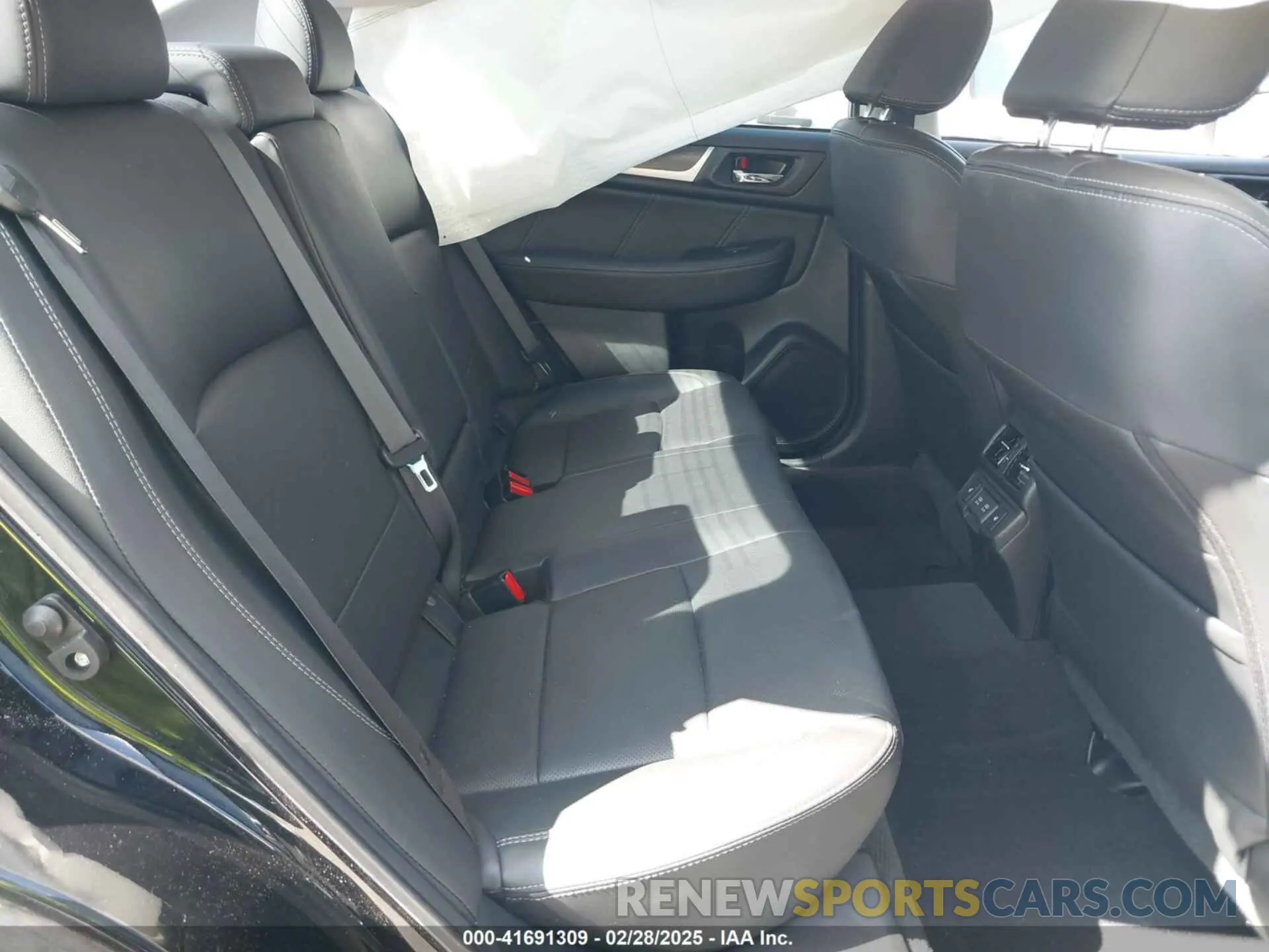 8 Photograph of a damaged car 4S3BNEJ63K3036454 SUBARU LEGACY 2019