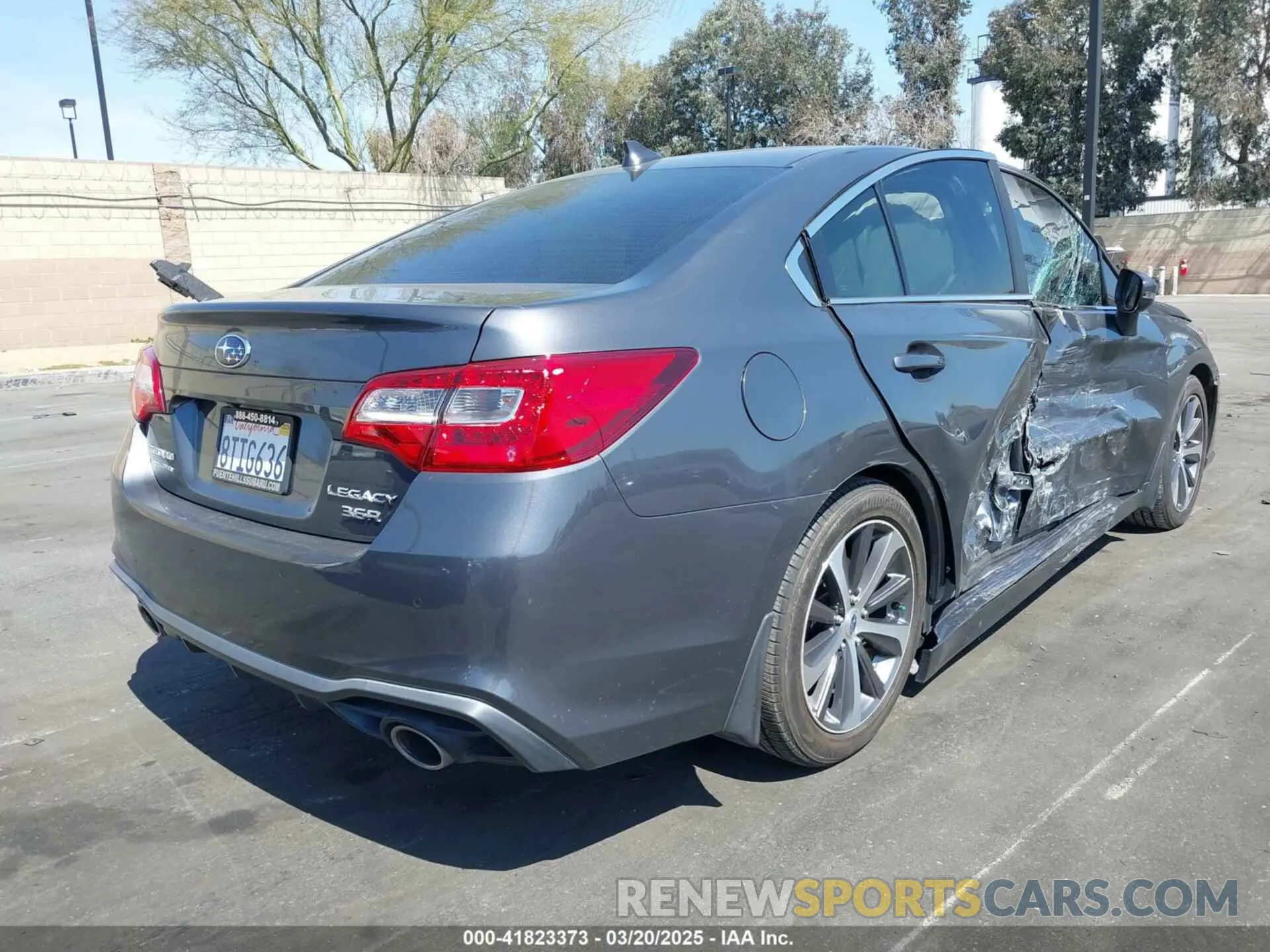 4 Photograph of a damaged car 4S3BNEN63K3003626 SUBARU LEGACY 2019