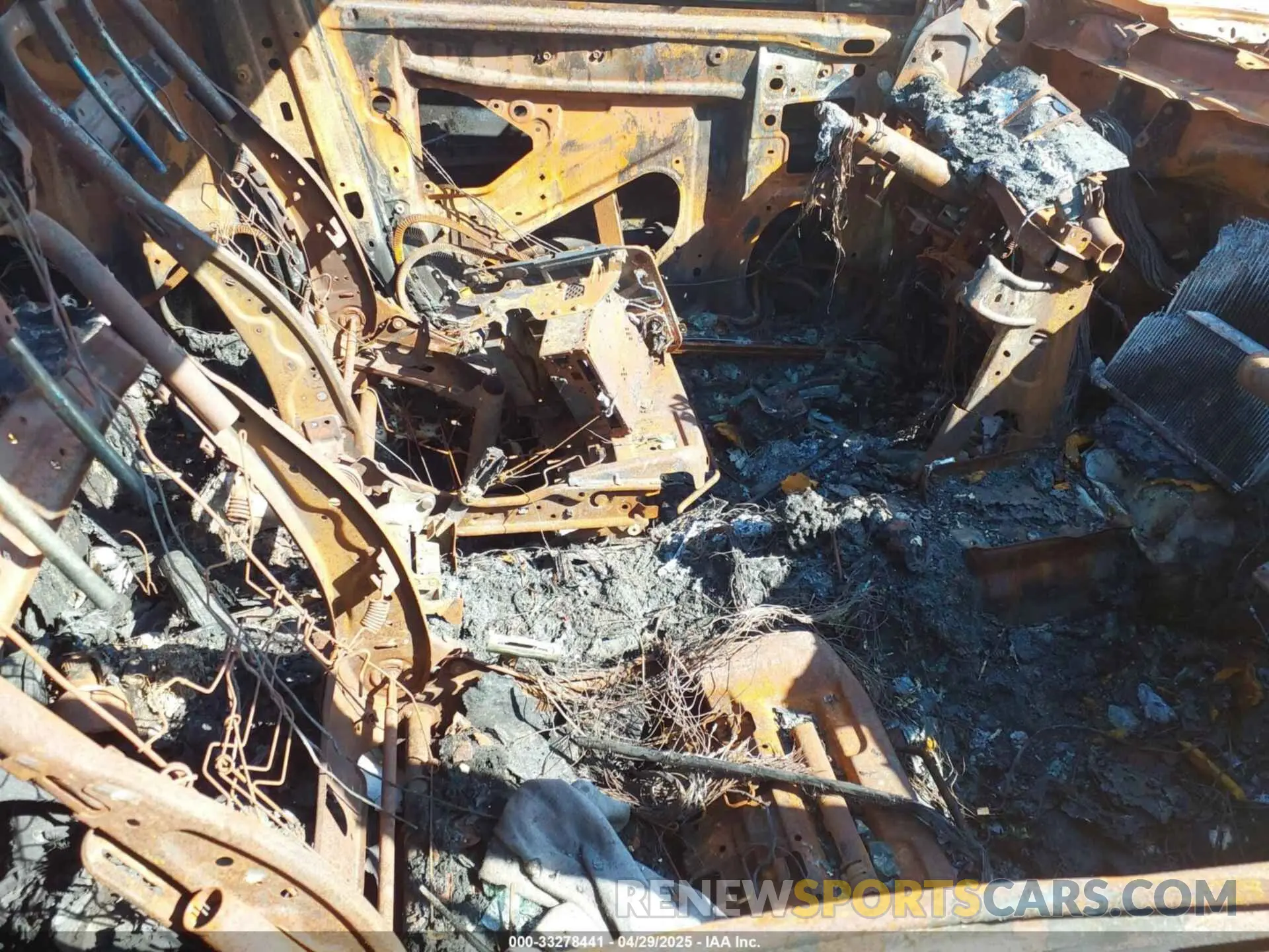 5 Photograph of a damaged car 4S3BWAA60L3004133 SUBARU LEGACY 2020