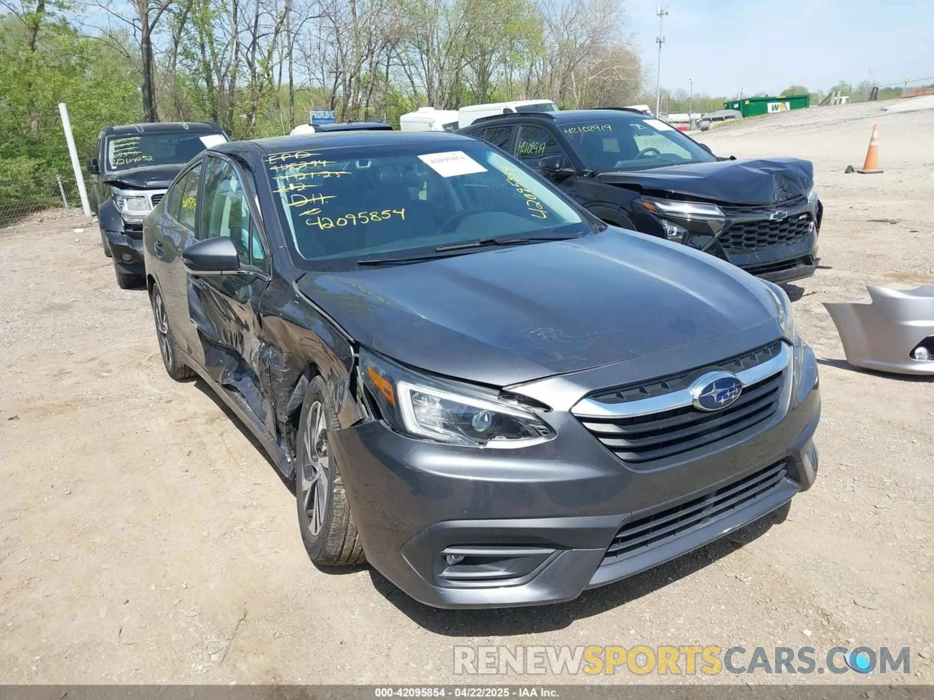 1 Photograph of a damaged car 4S3BWAC6XL3007022 SUBARU LEGACY 2020