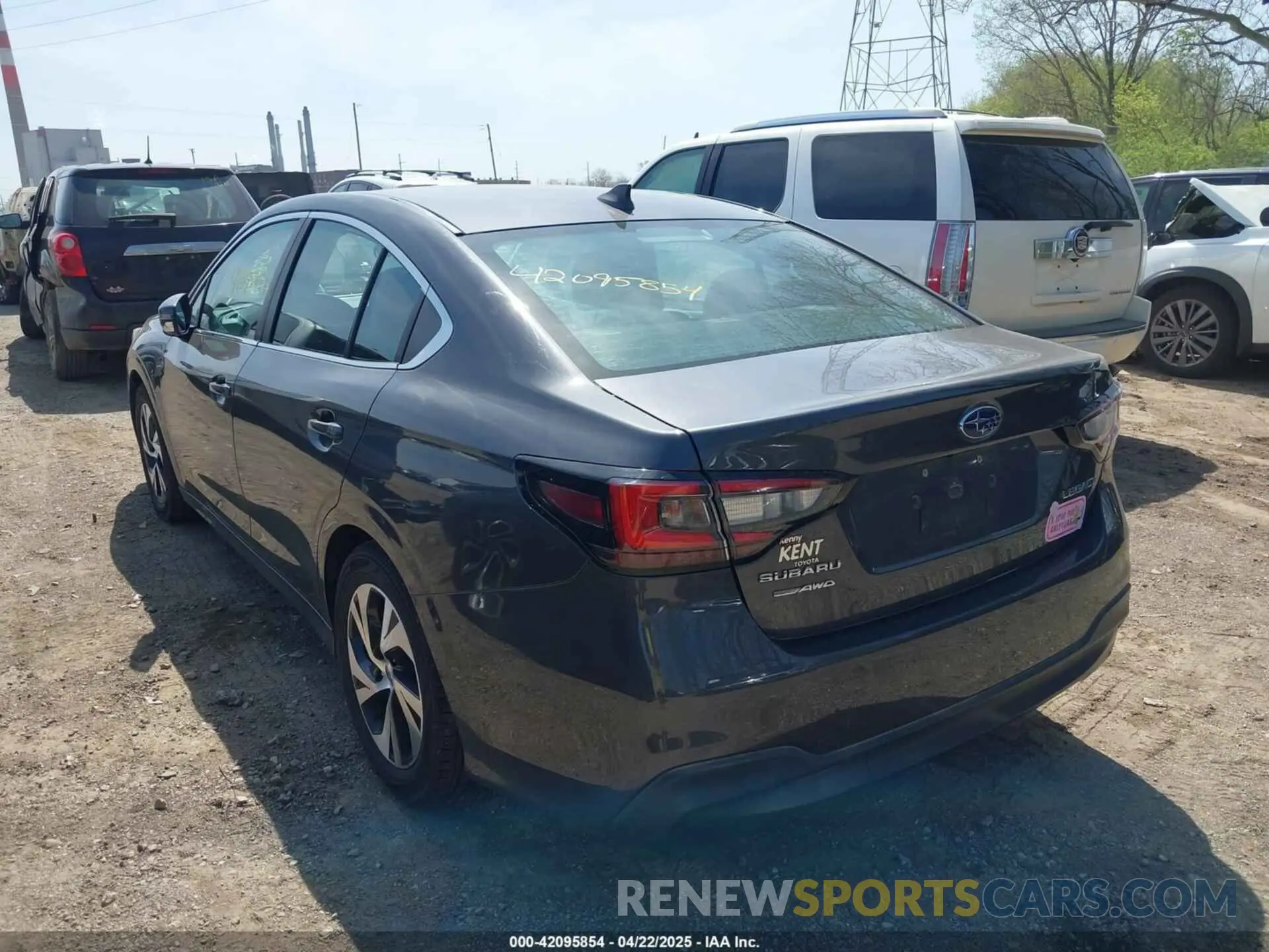 3 Photograph of a damaged car 4S3BWAC6XL3007022 SUBARU LEGACY 2020