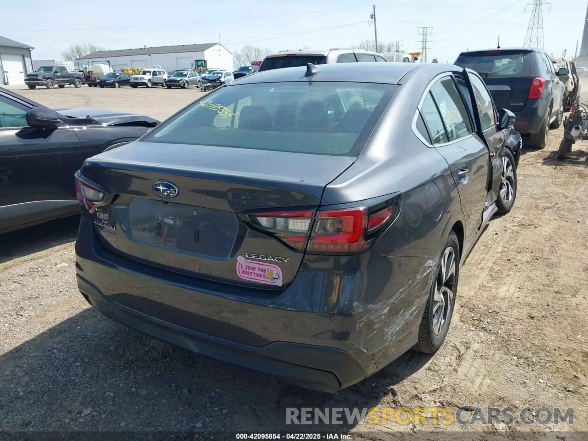 4 Photograph of a damaged car 4S3BWAC6XL3007022 SUBARU LEGACY 2020